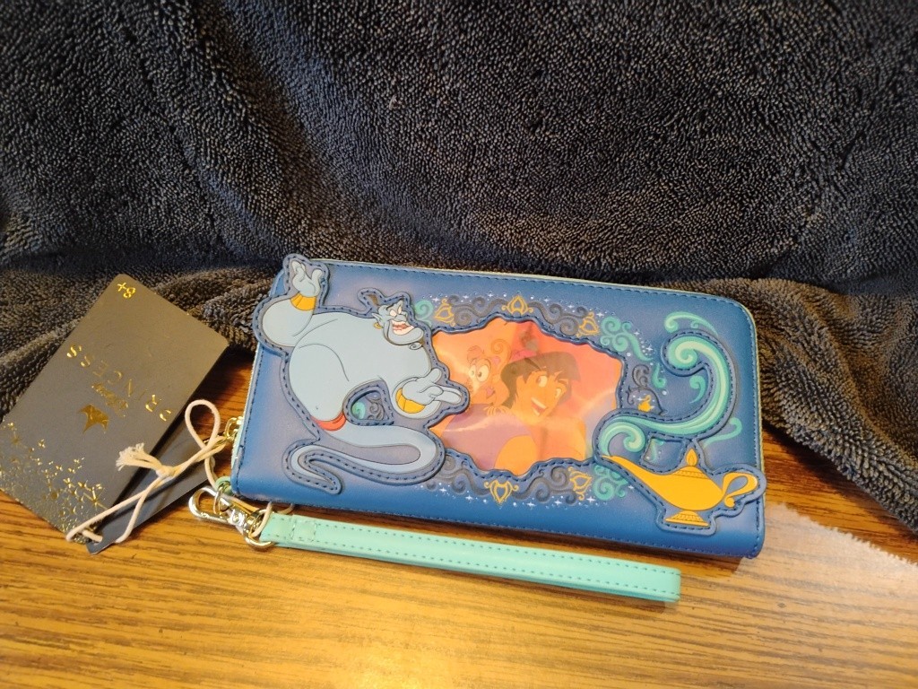 Loungefly Disney Aladdin Princess Jasmine Lenticular Wristlet Wallet