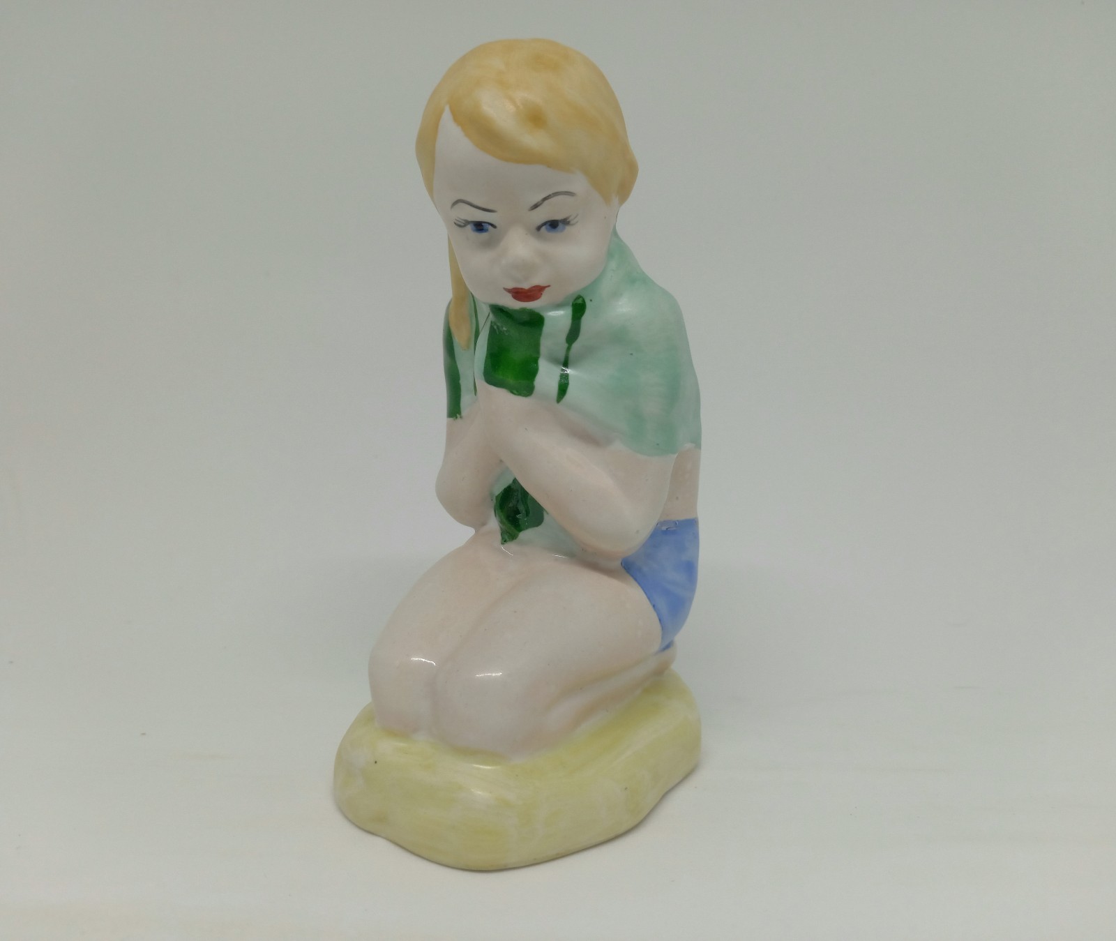 Vintage Baranovka Ukrainian Porcelain Girl After Swimming Green Towel Figurine