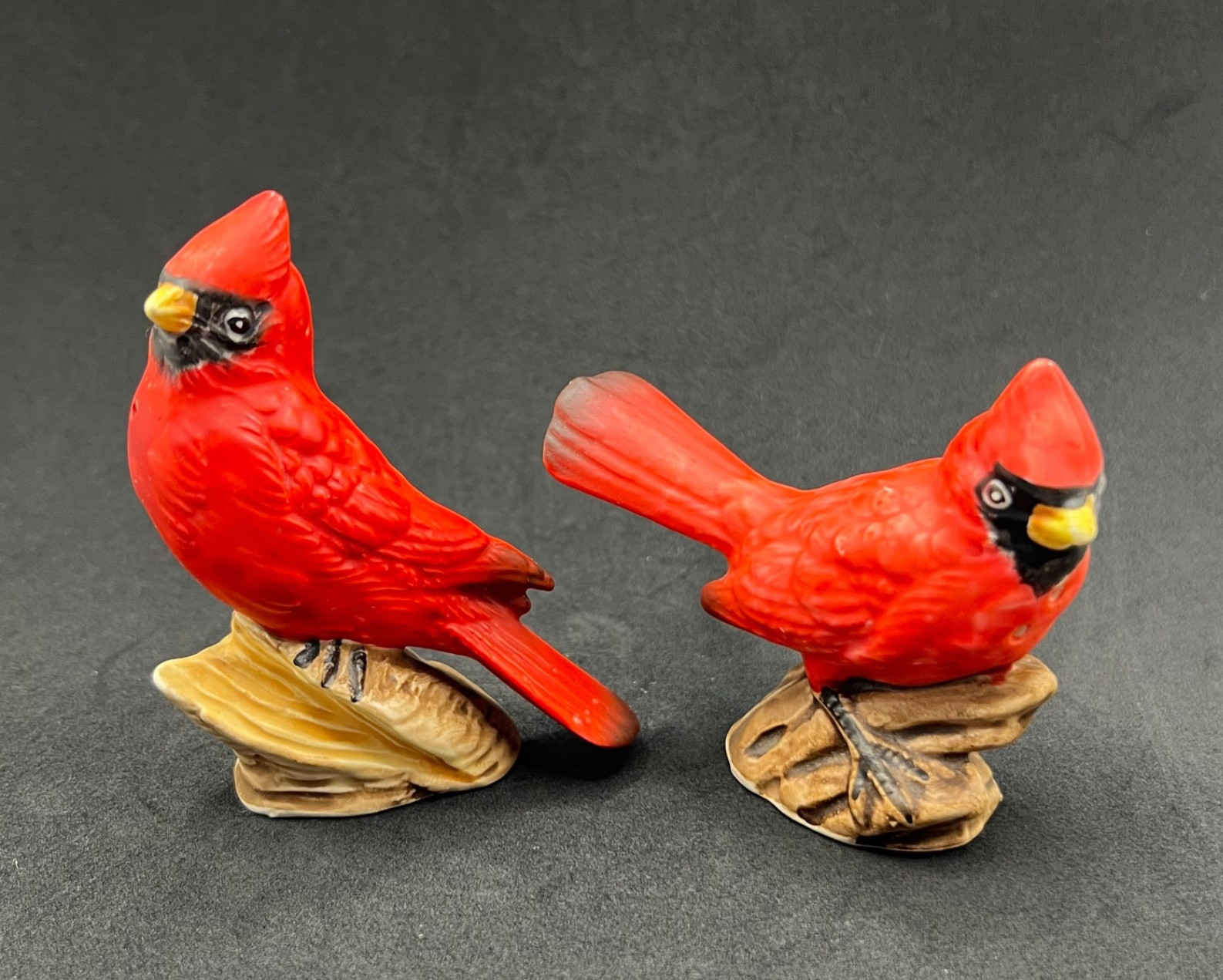 Vintage Enesco 1960s Ceramic Matte Red Cardinal Bird Salt and Pepper Shakers Set
