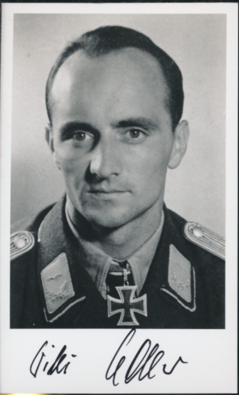 Wilhelm (Willi) Noller signed photo.KC winner.Flew 1058 missions.Killed 86 tanks