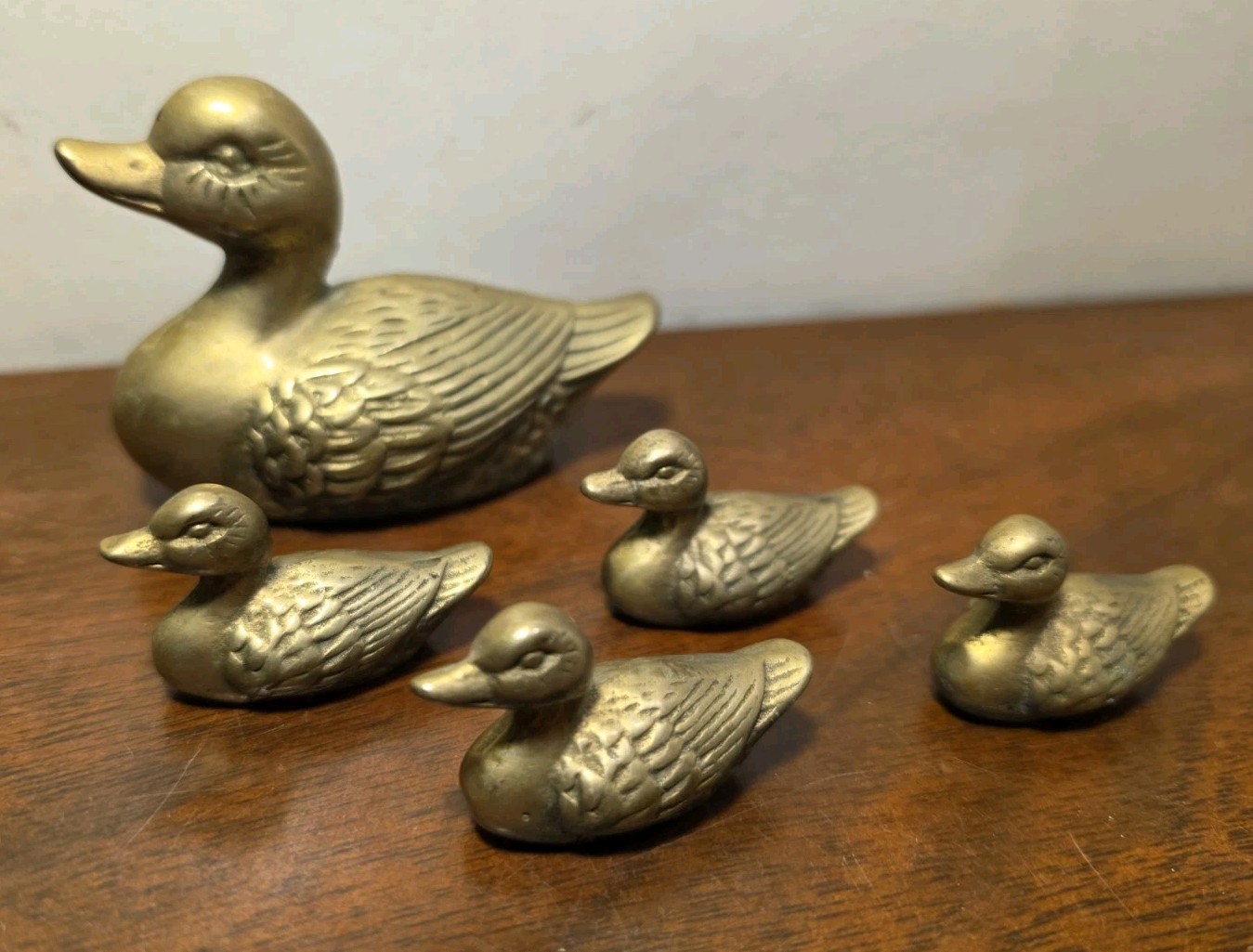 VTG SOLID BRASS TAIWAN DUCKS SET OF 5 MOTHER DUCK & DUCKLINGS FIGURINES VTG SOLID BRASS TAIWAN DUCKS SET OF 5 MOTHER DUCK & DUCKLINGS FIGURINES
