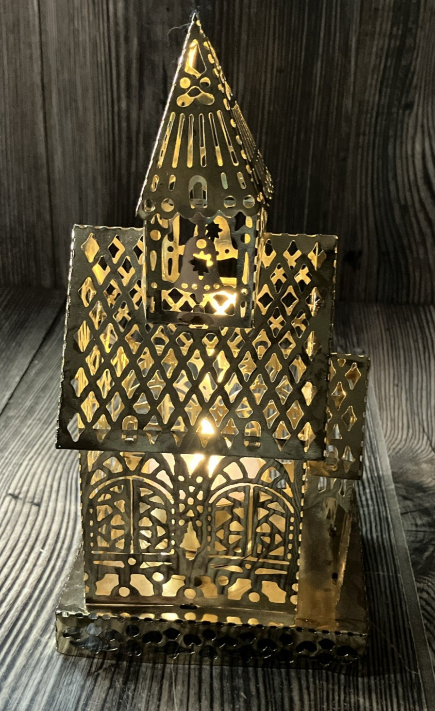 FWC CHURCH Tea Light Candle Holder Metal Filigree Lacy Vintage 7.5in Gold Plated