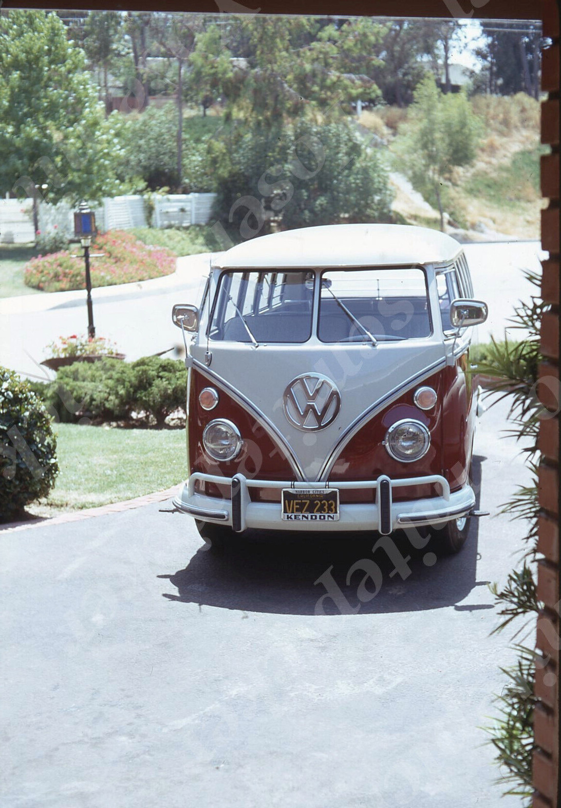Sl87 Original Slide 1960's Los Angeles Residential area Volkswagon 789a Sl87 Original Slide 1960's Los Angeles Residential area Volkswagon 789a