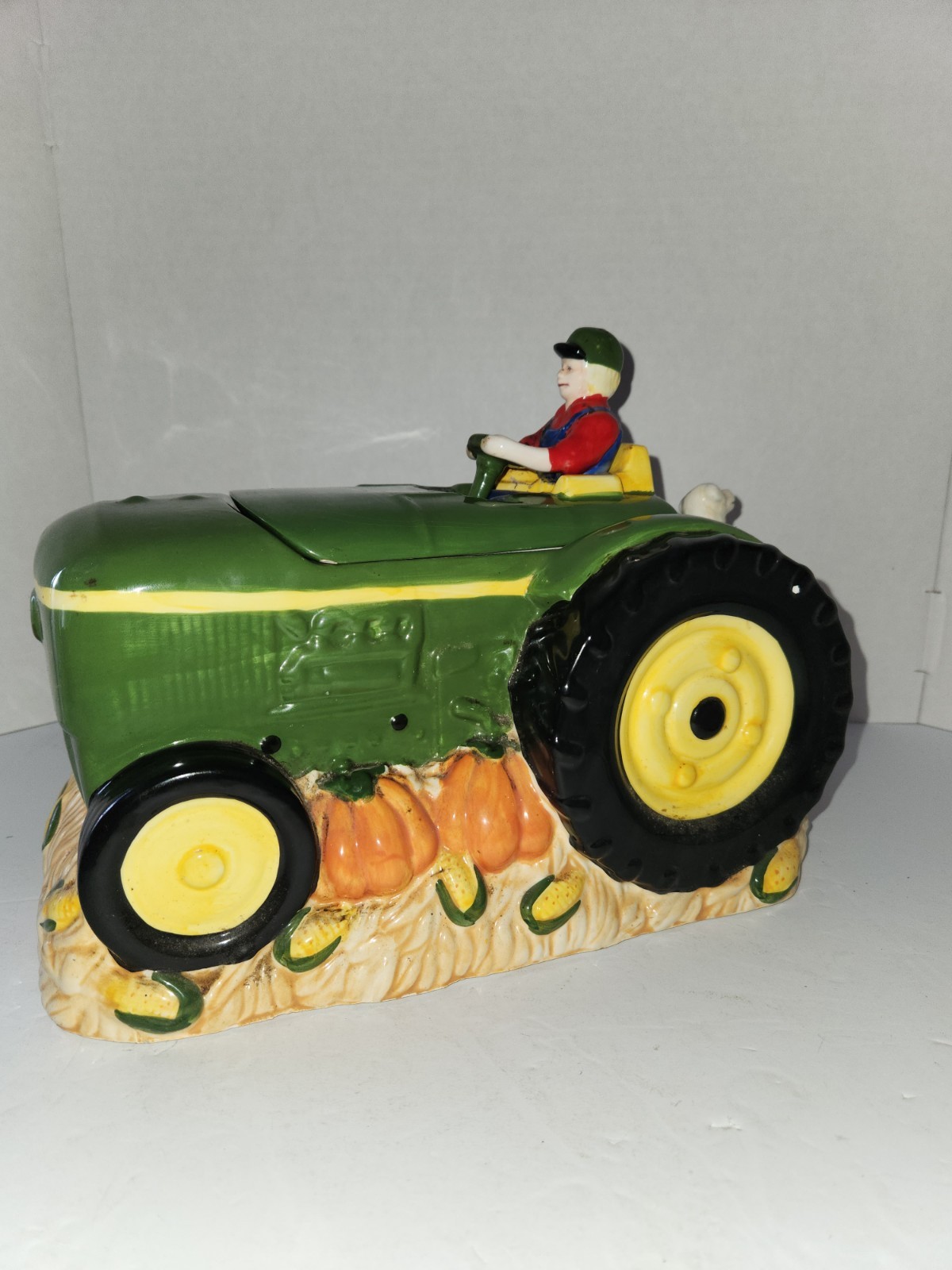 2002 Gibson John Deere Summer\'s Harvest Cookie Jar Tractor Farmer & Yellow Lab