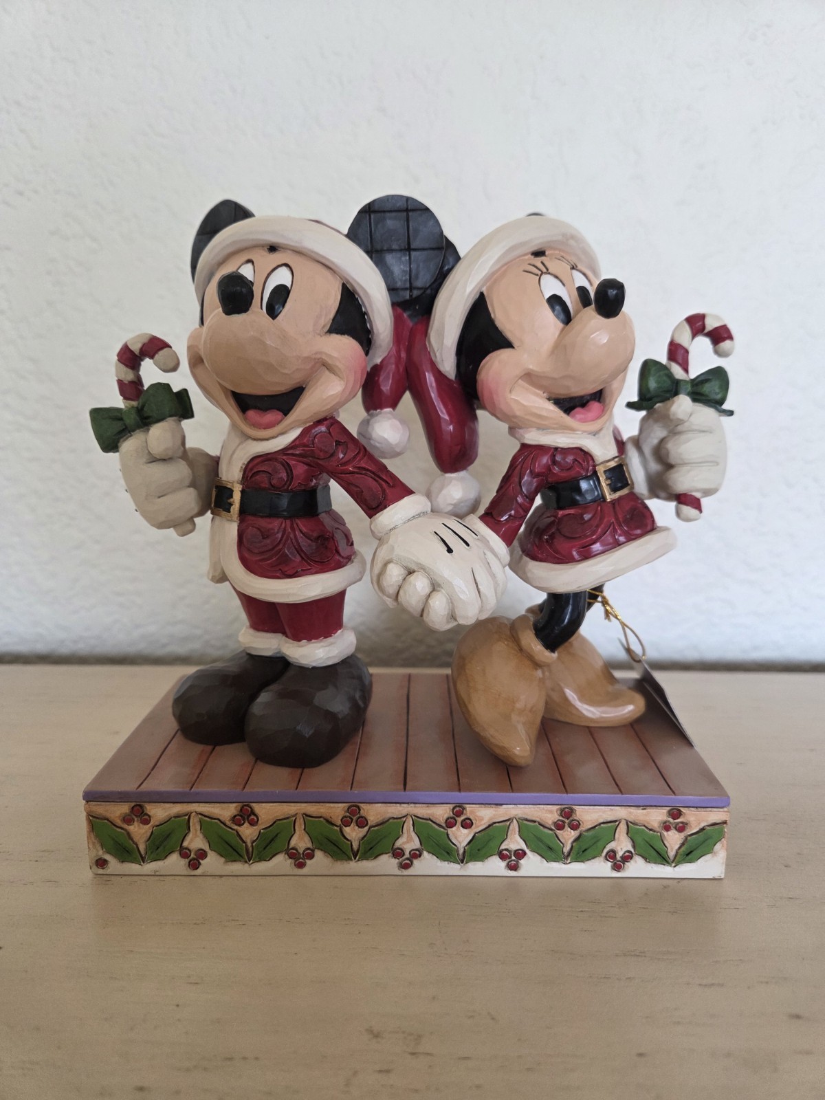 ❦ New JIM SHORE DISNEY Figurine MICKEY MINNIE MOUSE Christmas Candy Cane Decor