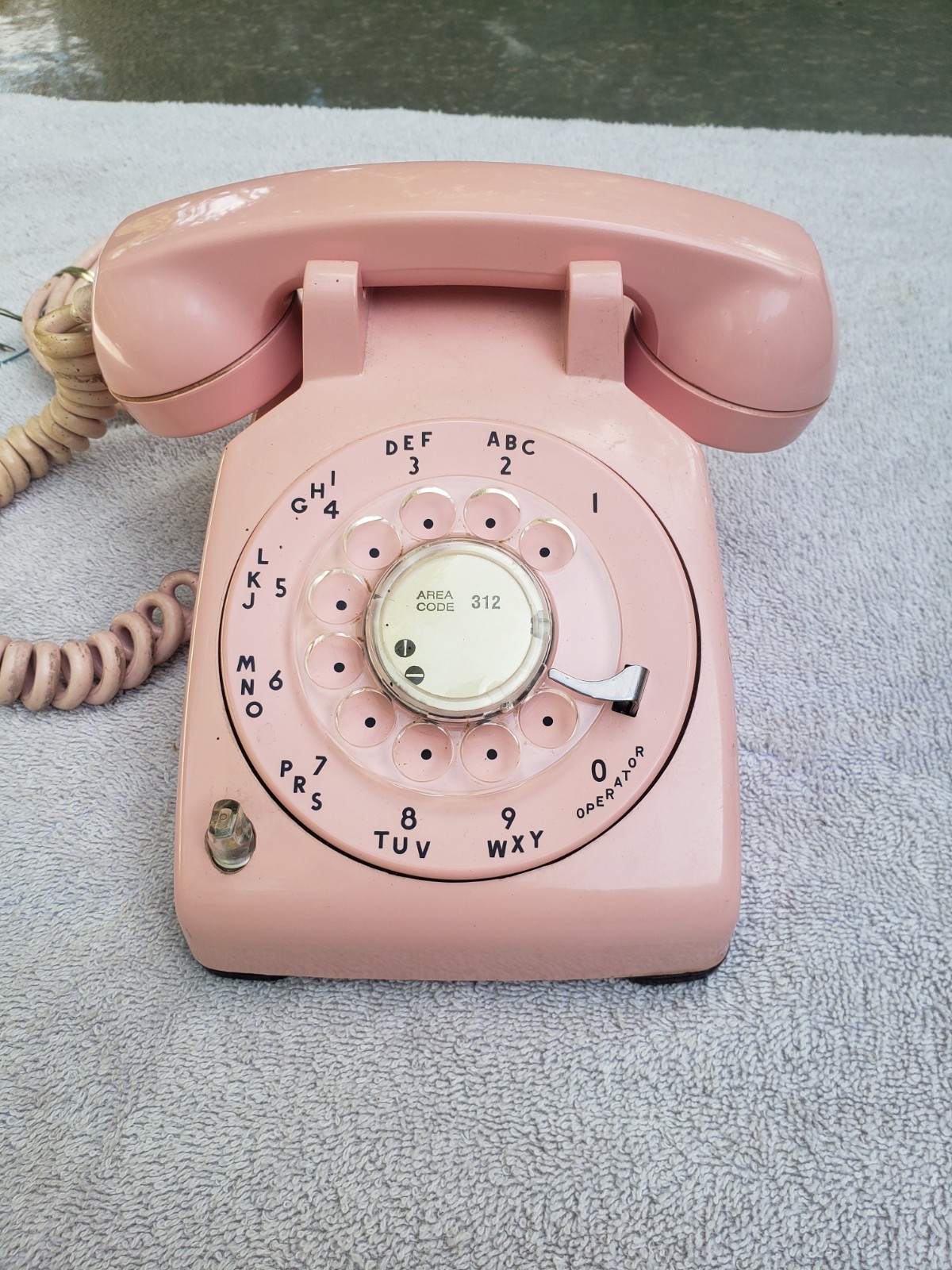 Vintage Pink Western Electric 1958 510 E/F 2-line phone telephone