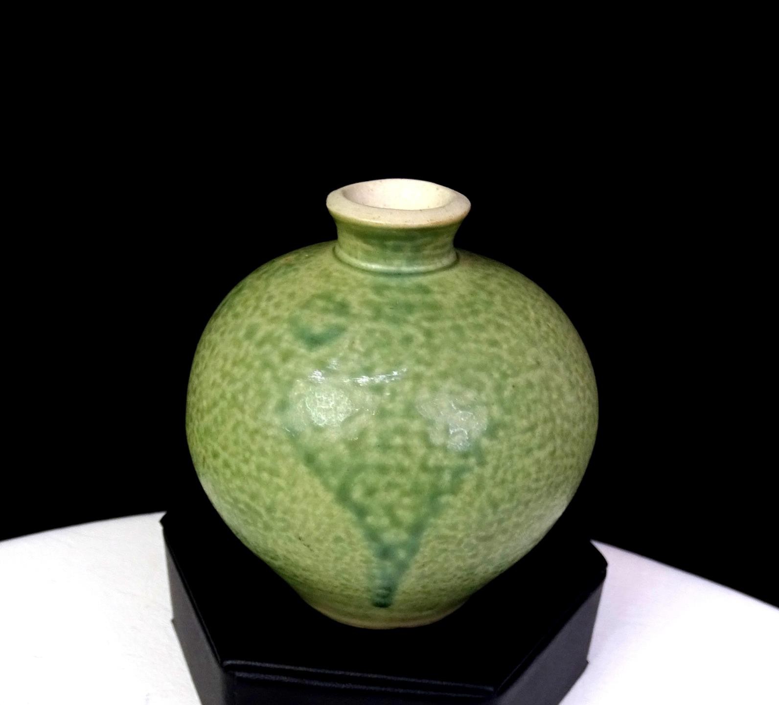 Studio Art Pottery Green Drip Glaze Mottled Vintage 3 1/8\