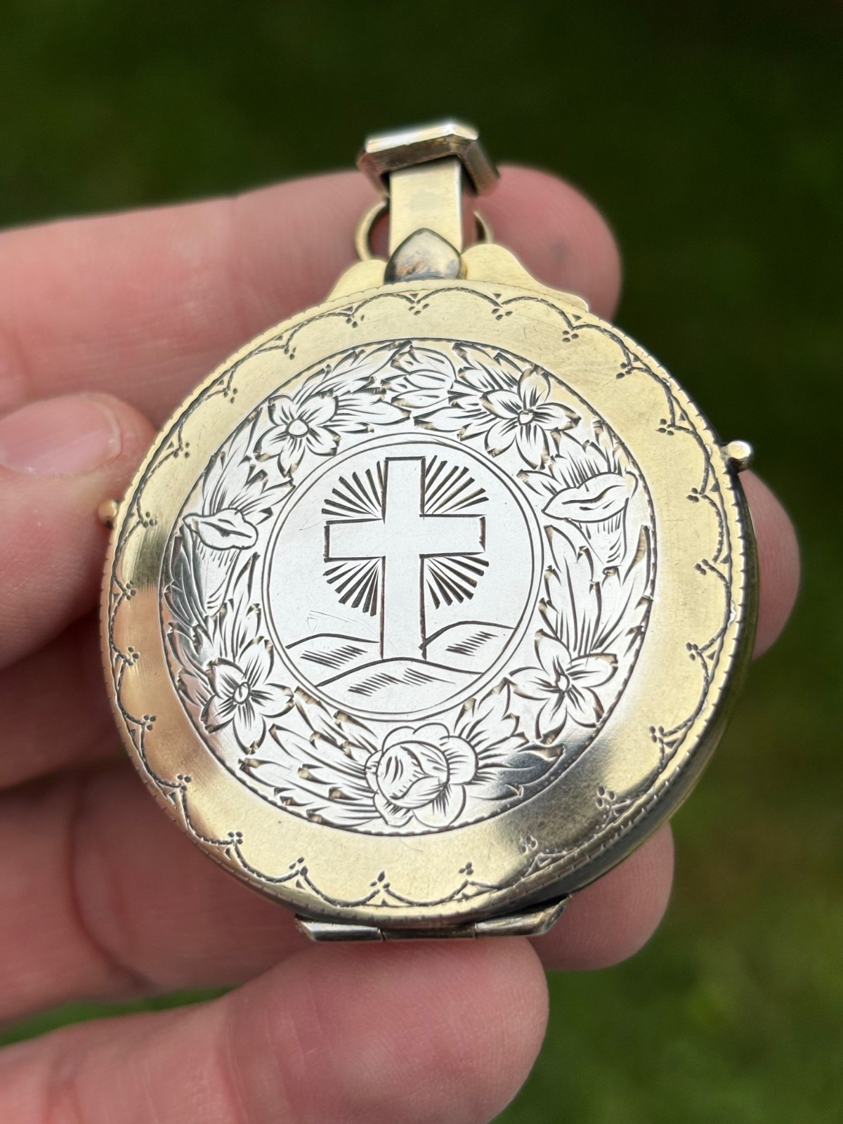 + Older Antique Sterling Silver Pyx + Host Box + Oil Stock + (CU520) chalice co.