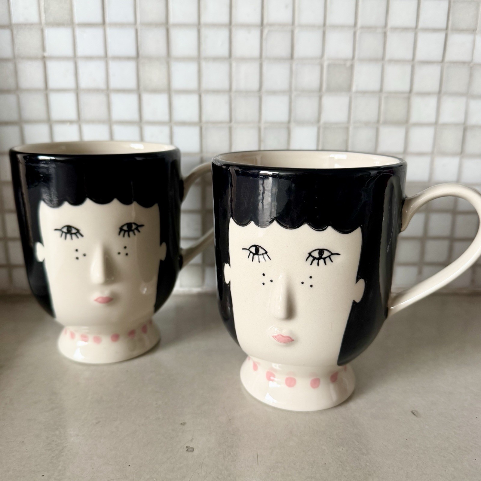Bloomingville Carolin Cup in black stoneware Set Of 2 Mugs Home Decor Coffee NEW Bloomingville Carolin Cup in black stoneware Set Of 2 Mugs Home Decor Coffee NEW