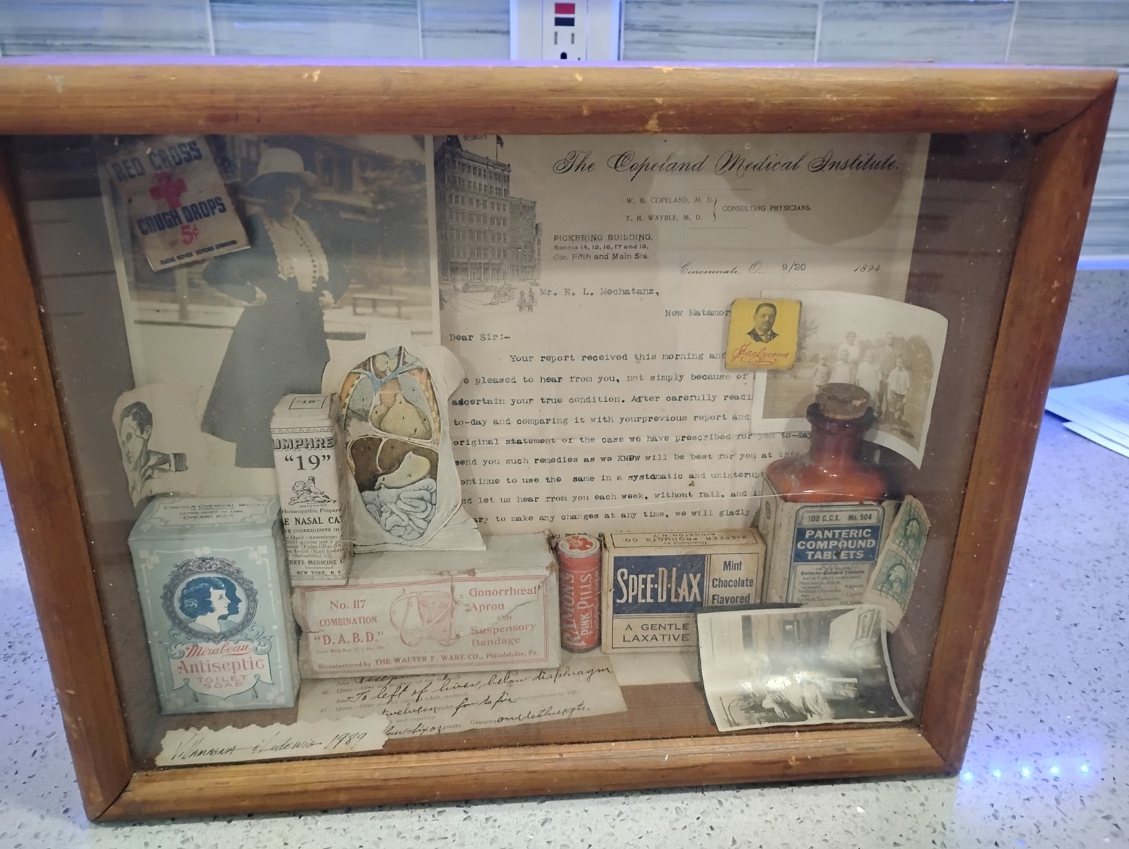 One Of A Kind Apothecary Drug Display Box Gonnorrheal Apron Panteric Tab Antique One Of A Kind Apothecary Drug Display Box Gonnorrheal Apron Panteric Tab Antique