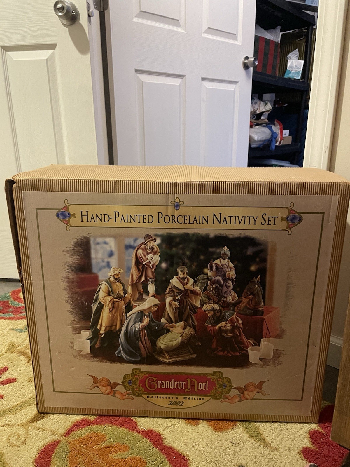 Grandeur Noel 2002 Collector\'s Edition Holy Family Large Porcelain Nativity Set Grandeur Noel 2002 Collector\'s Edition Holy Family Large Porcelain Nativity Set