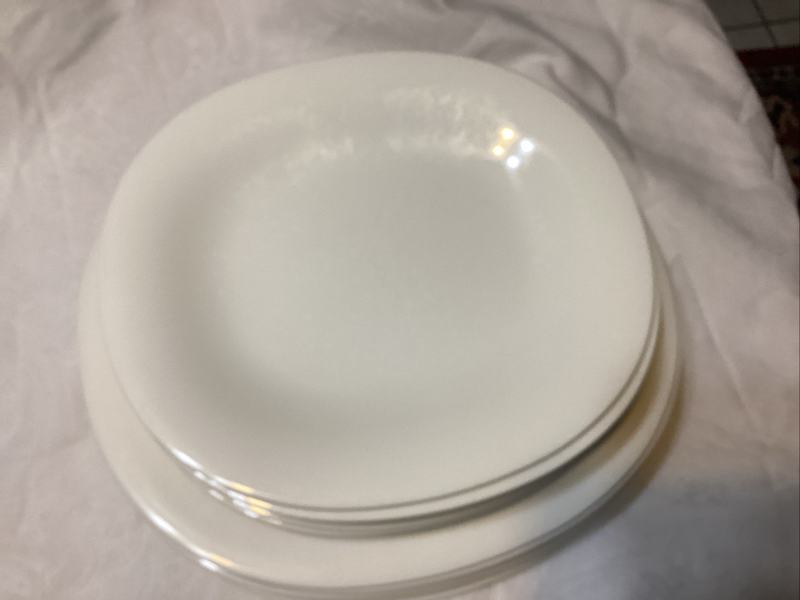 Villeroy & Boch New Cottage Oval 9 Dinner & 8 Salad Plates Villeroy & Boch New Cottage Oval 9 Dinner & 8 Salad Plates