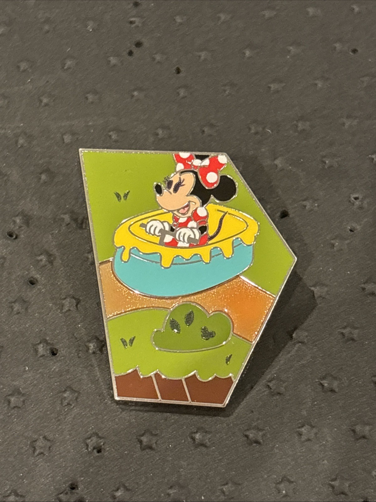 The Many Adventures of Winnie The Pooh Ride WDW Attraction Map Puzzle Pin Minnie