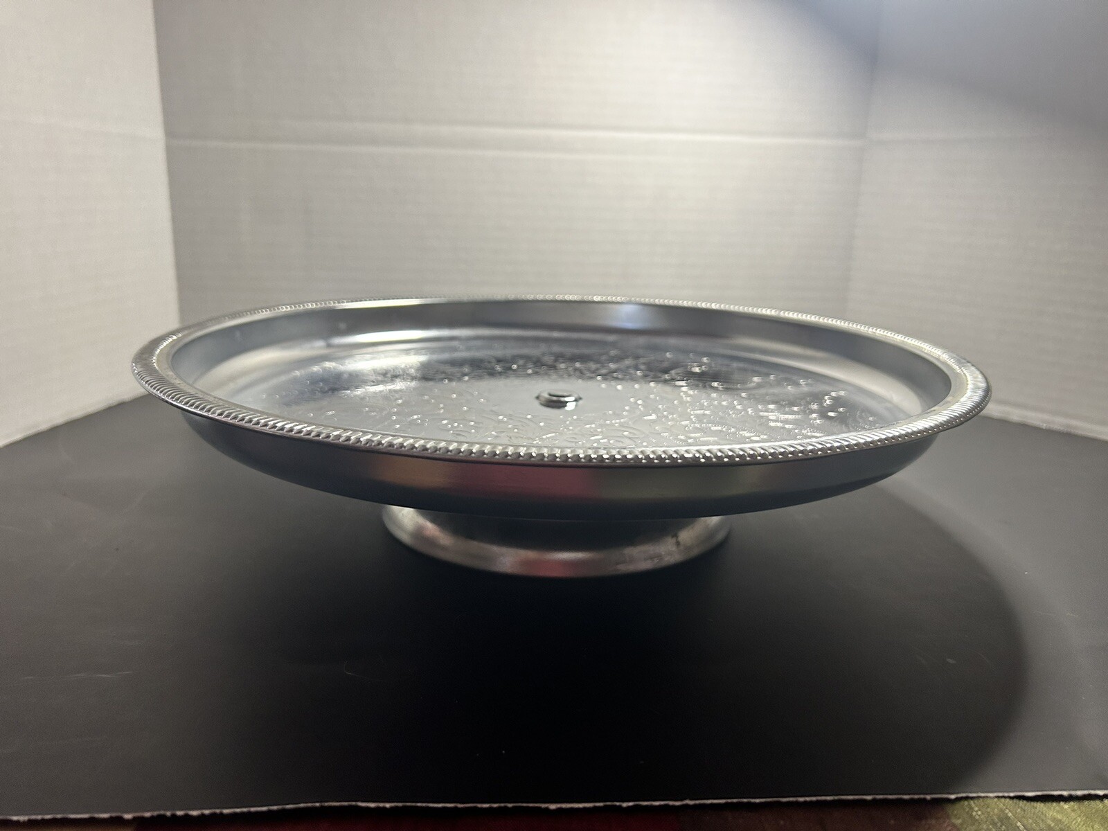VTG Shelton-Ware NYC Embossed Round Lazy Susan Rotating Tray Silver-tone TLC