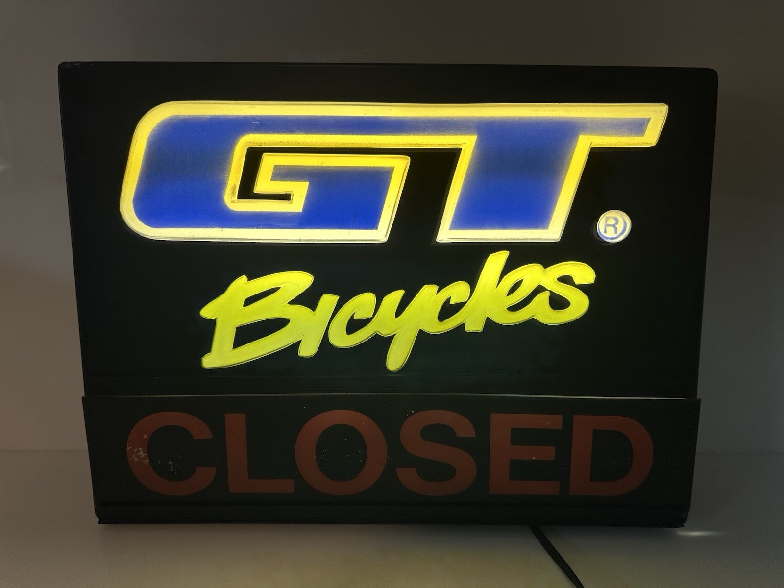 Rare Vintage 1990’s GT Bicycles Bike Shop Open Closed Sign BMX MTB 24x18 USA Rare Vintage 1990’s GT Bicycles Bike Shop Open Closed Sign BMX MTB 24x18 USA