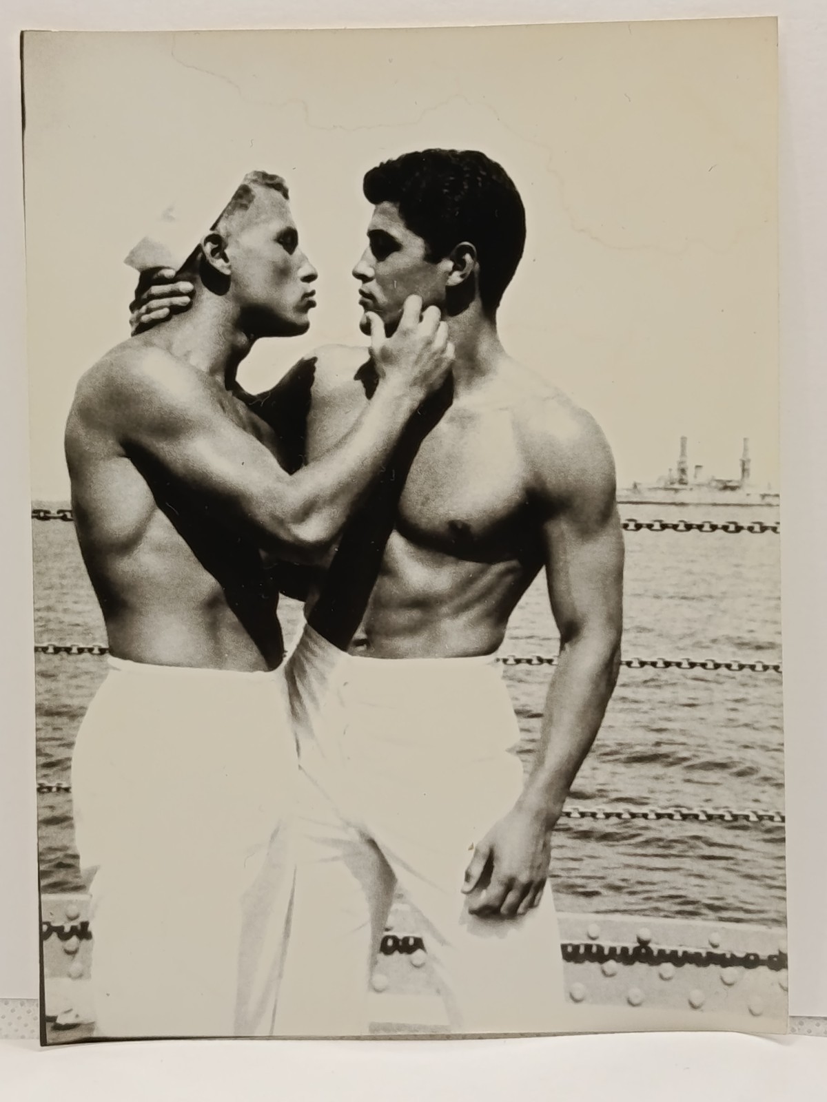16*PHOTOS - Gays - Men - Vintage photographs of attractive athletes.1920-80s.