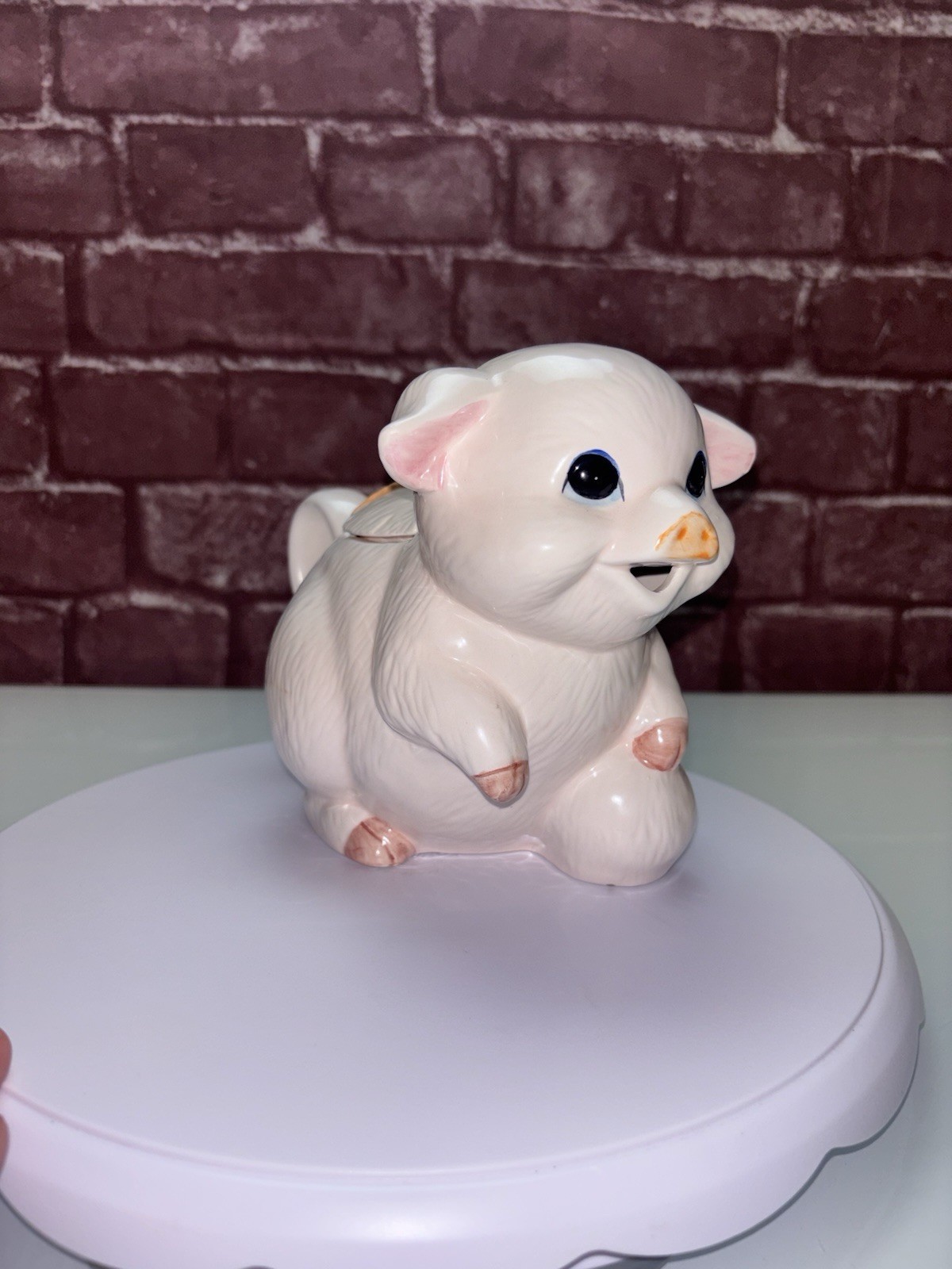 Vintage Momma Pig Teapot