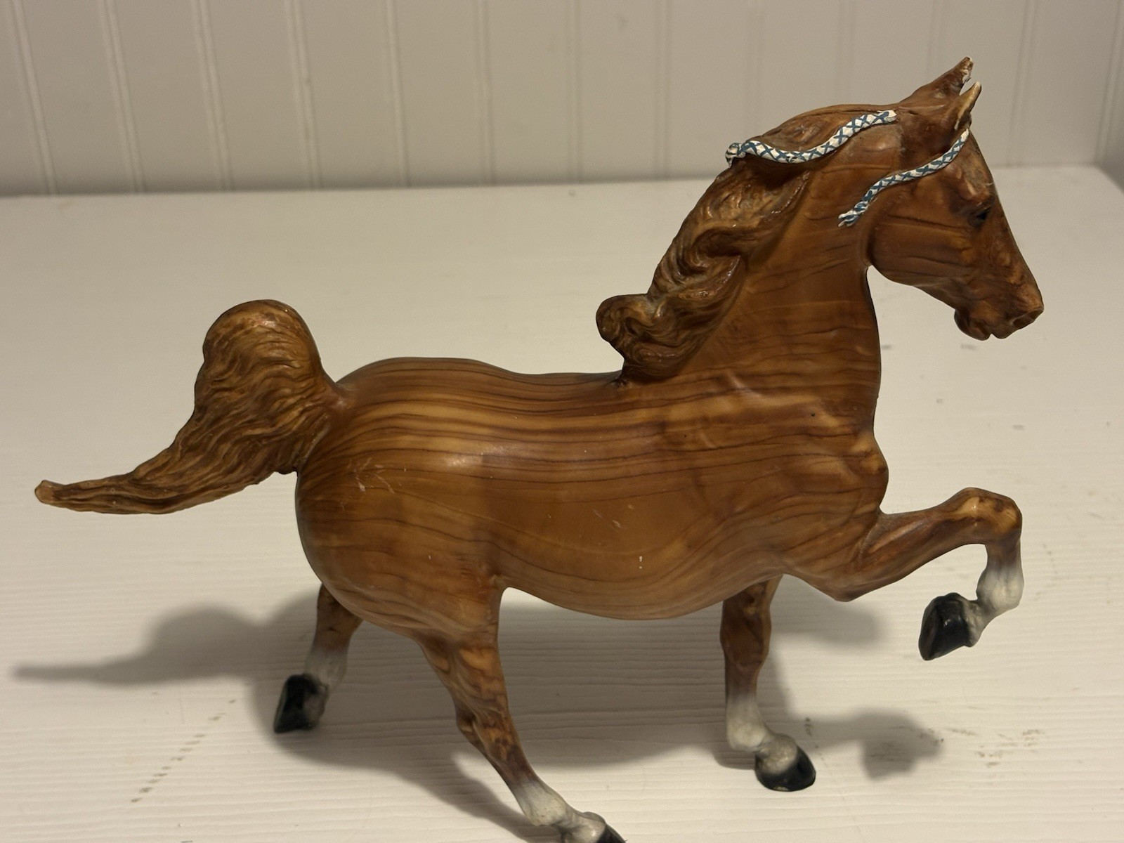 Vintage Breyer Woodgrain 5 Gaiter  1963-1965 Commander Blue on White Ribbons