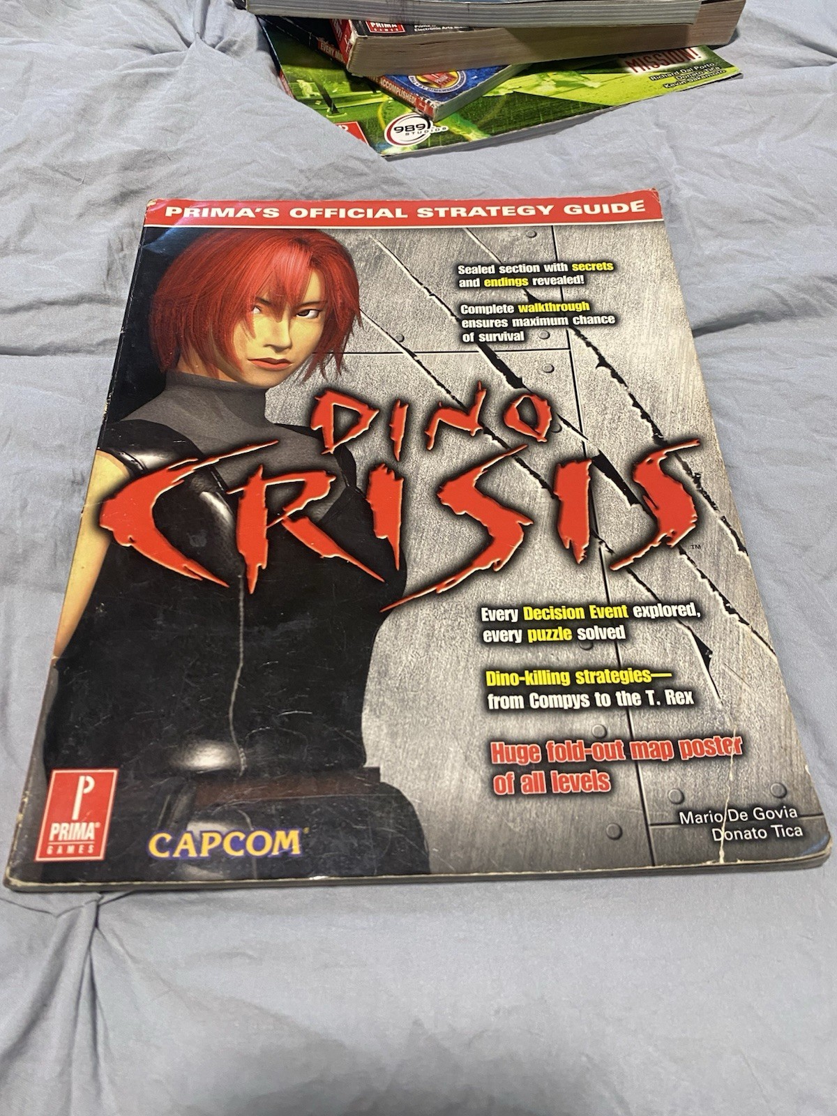 Dino Crisis Prima Official Strategy Guide Sony Playstation Capcom w/ Map