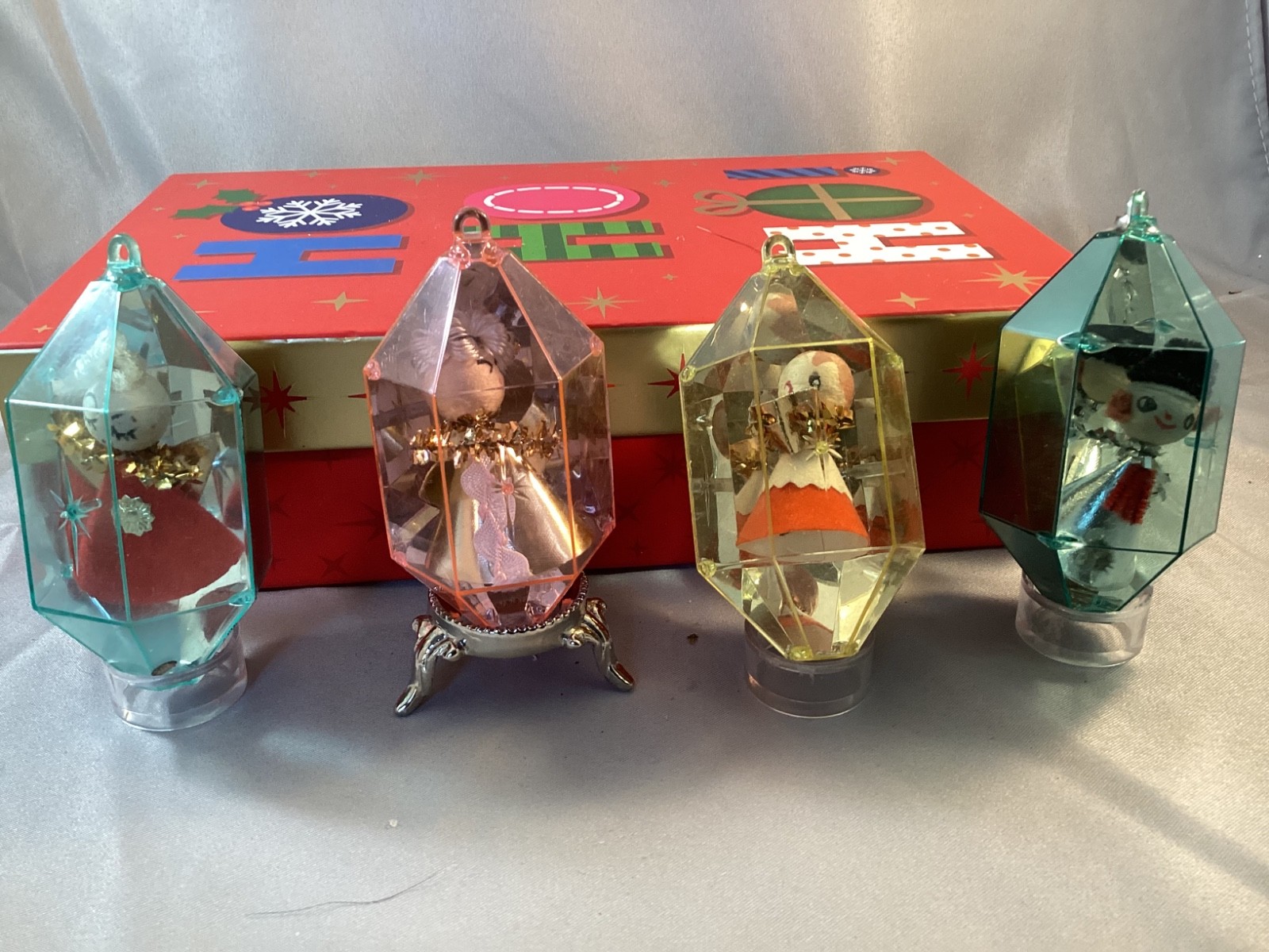 Vintage Bradford Diorama Ornaments - Set of 4