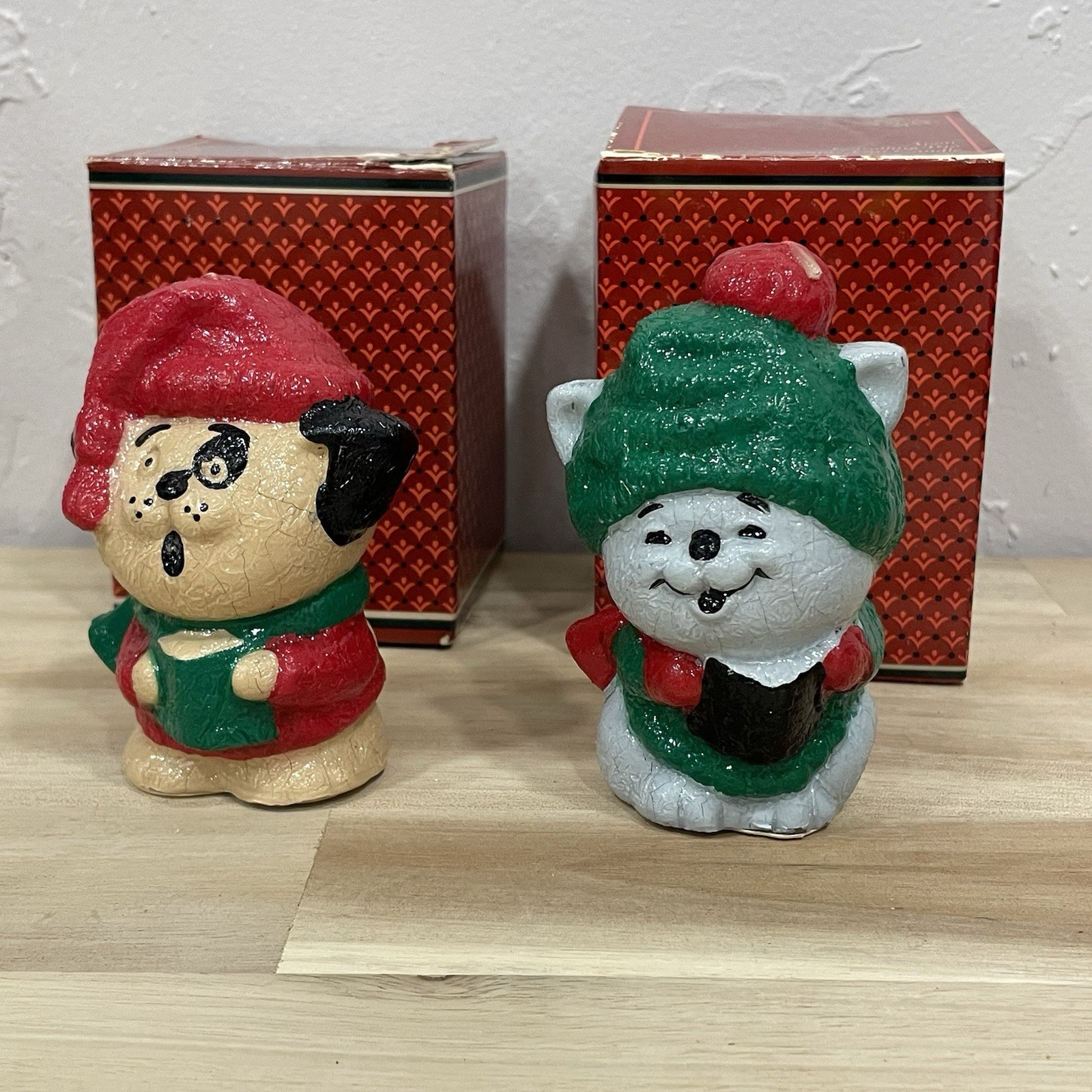 Candle 1981 Avon Caroling Trio Crooning Cat & Howling Hound 2 Piece Set Candle 1981 Avon Caroling Trio Crooning Cat & Howling Hound 2 Piece Set