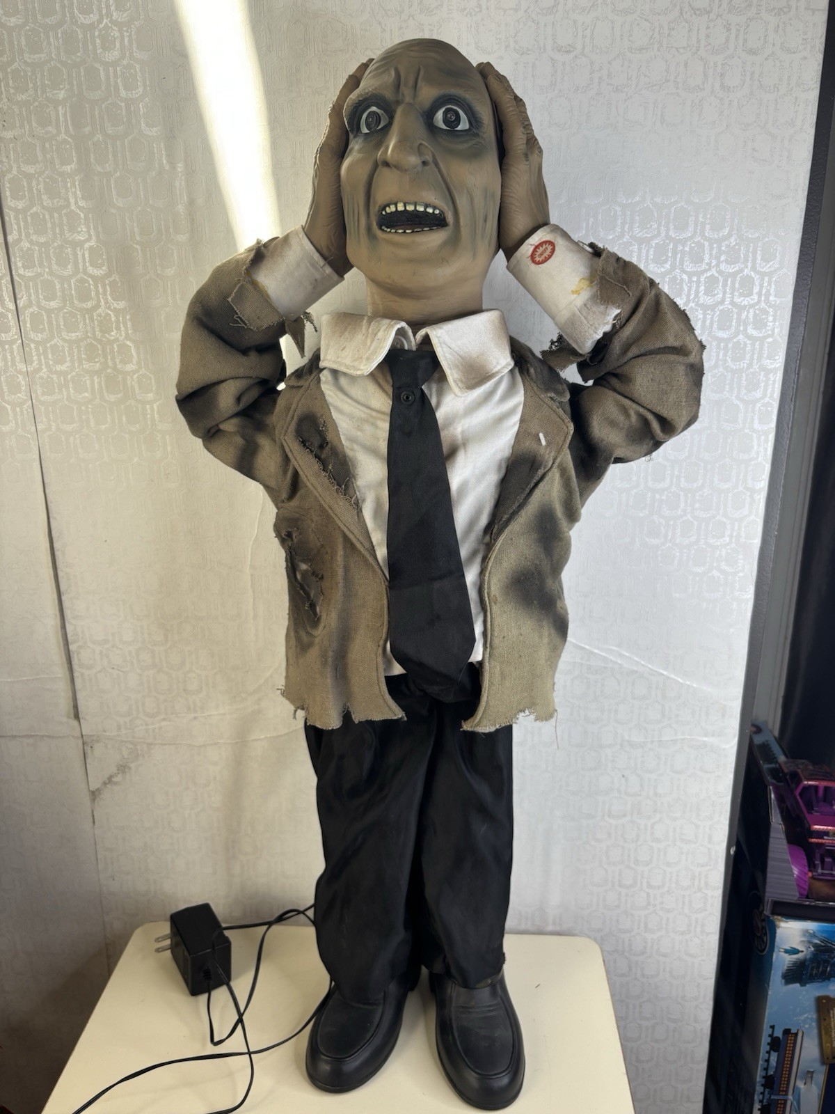 Heads Up Harry Magic Power Co Halloween Decoration Sounds Moves 2006