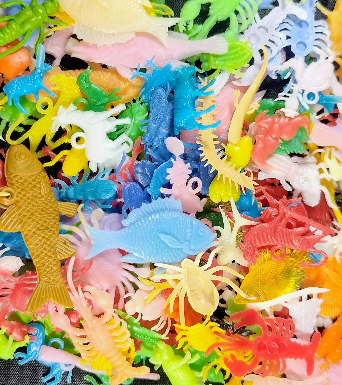Random Grab Bags, Cracker Jack Vintage Lot Gumball Charms, Miniatures, Toys (20)