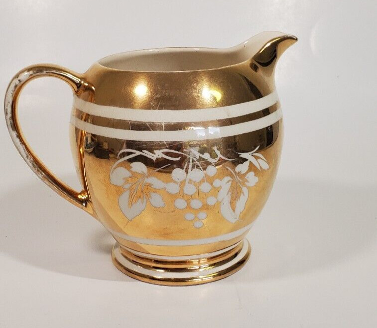English Sadler Gold Lustre Bar Water Pitcher White Grapes Leaves