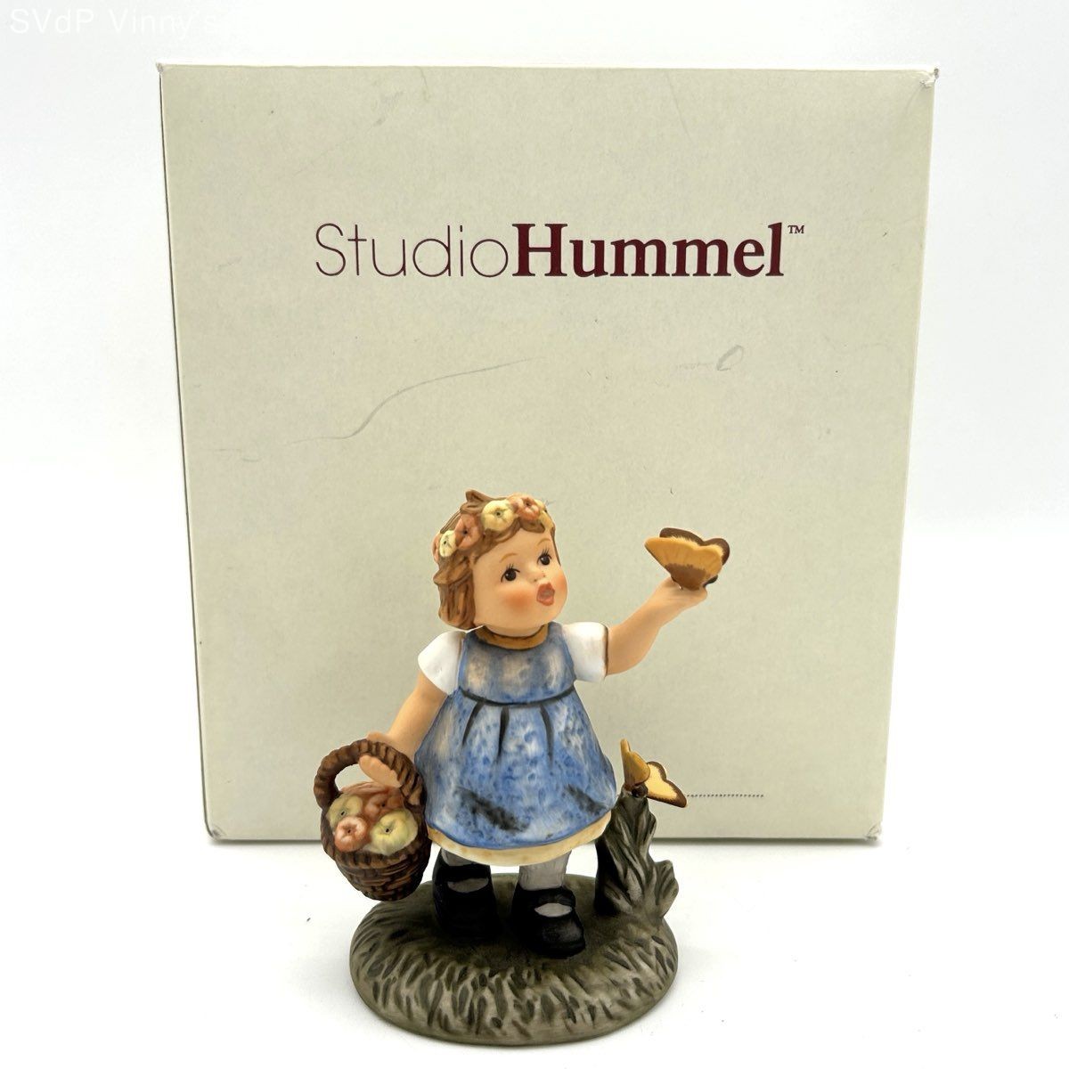 Goebel Berta Hummel Figurine A New Discovery BH 171 Porcelain 2001 With Box