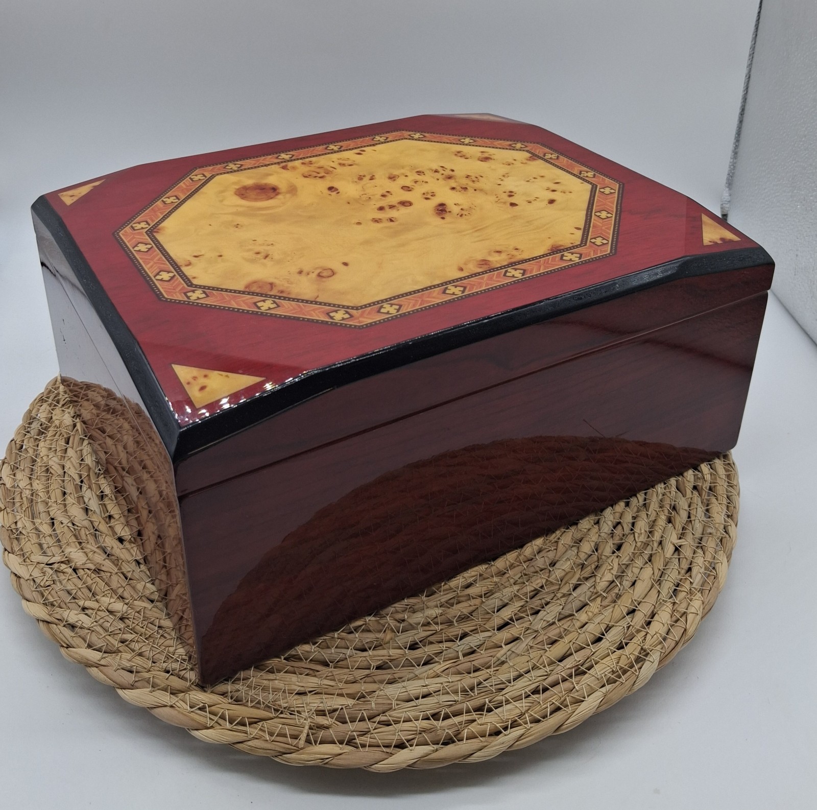Cuban Crafters Diamond  Inlay Cigar Humidor High Gloss Rosewood 