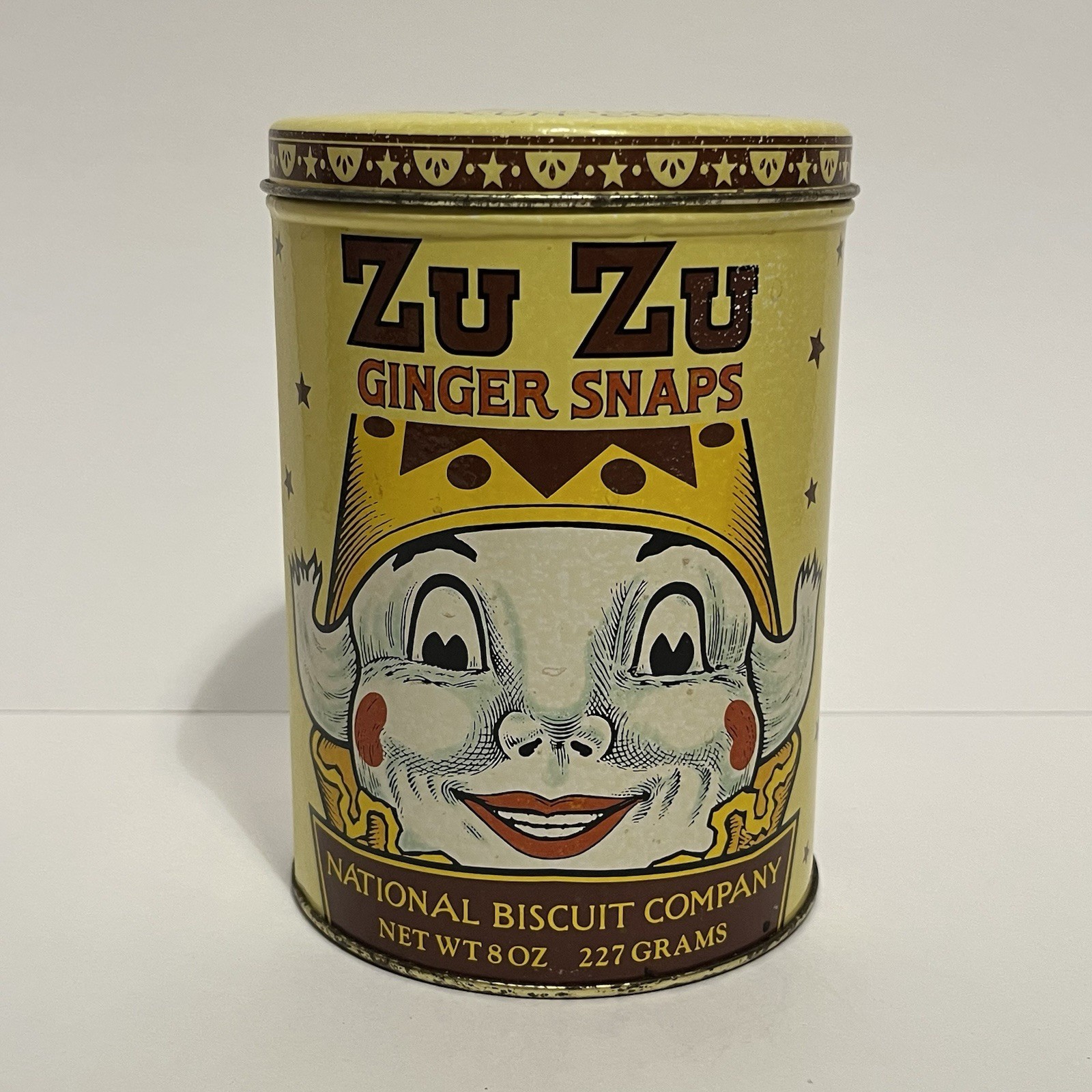Vintage 1982 Zu Zu Ginger Snaps 8oz Metal Tin Replica 1916 Design Yellow
