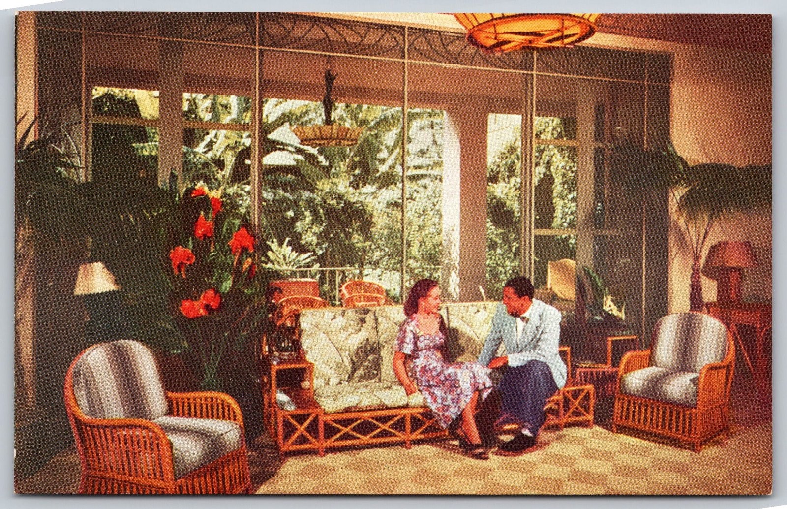 Halekulani Hotel Waikiki Beach Honolulu Hawaii Living Room Postcard PC251