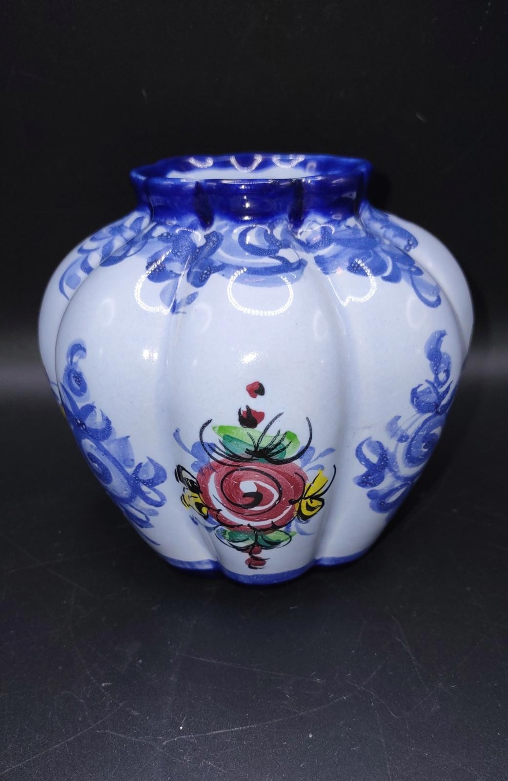 Vestal Alcobaça Portugal pottery vase, signed, numbered