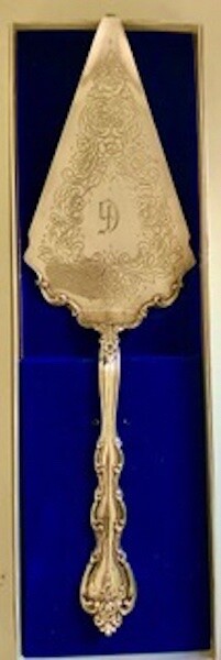Vintage International Silver Co. Ornate Cake/Pie Server. 1990’s. #104-081