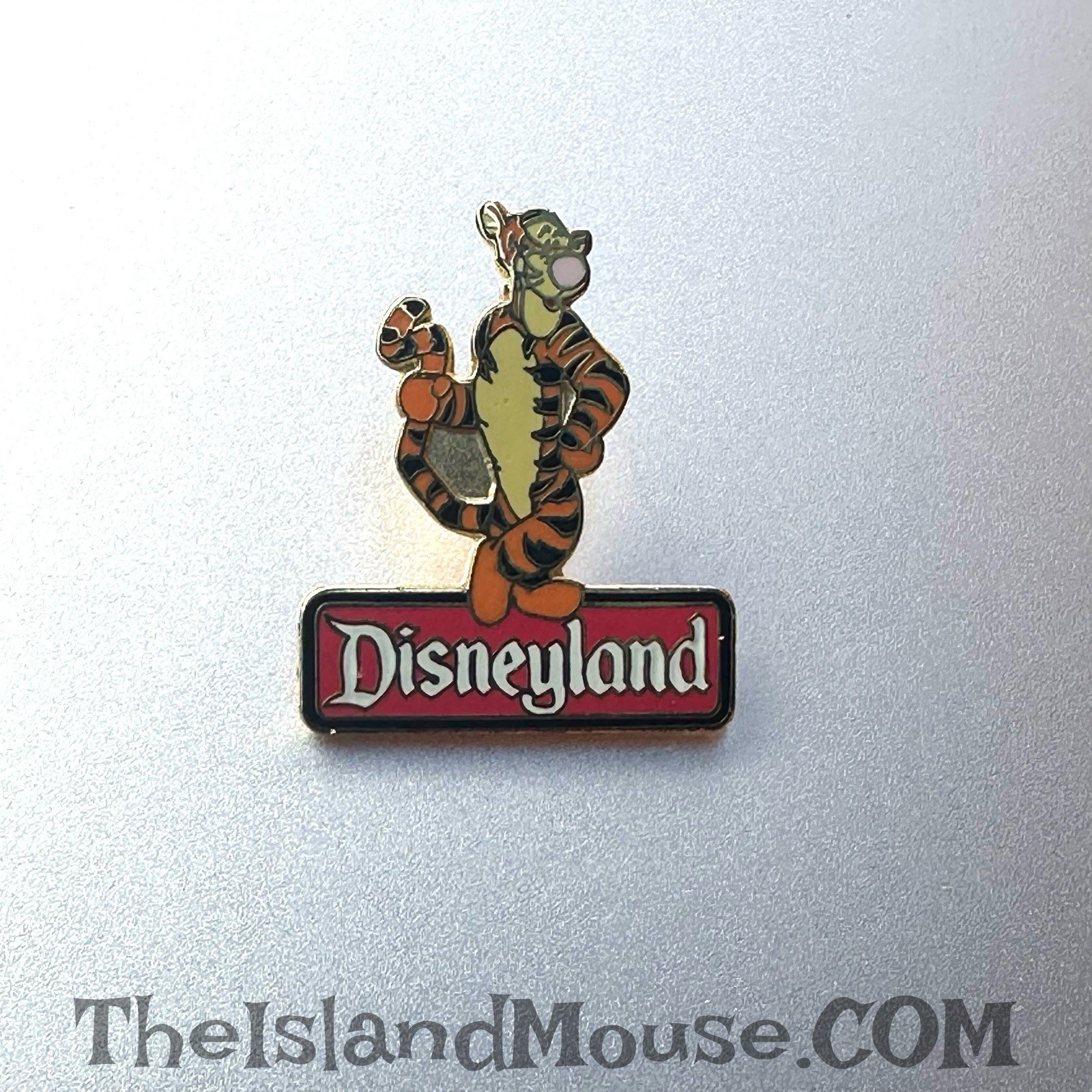 Tigger Character Sign Authentic Vintage Disney Disneyland pin