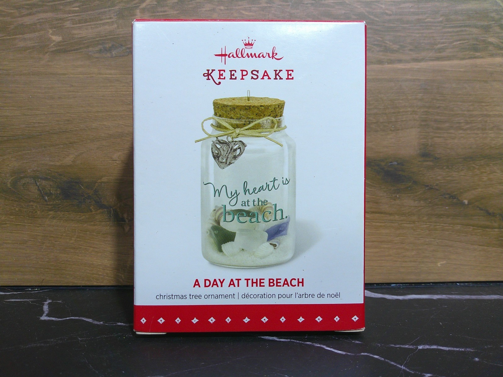 Hallmark Keepsake A Day At The Beach 2015 Ocean Sand Glass Hanging Ornament NEW