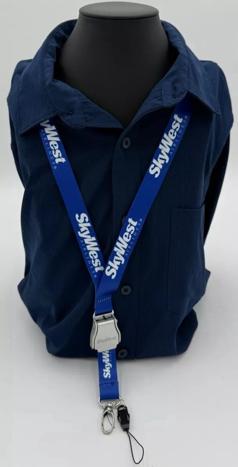 SkyWest Airlines Seat Belt Lanyard Boeing Airbus Embraer CRJ E175  Blue