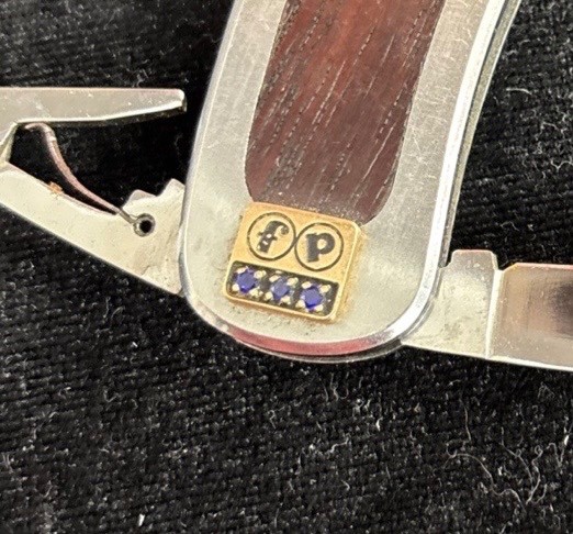 Kershaw 10K-14K Gold Pocket Knife with 4 Sapphires (FISHER PRICE)