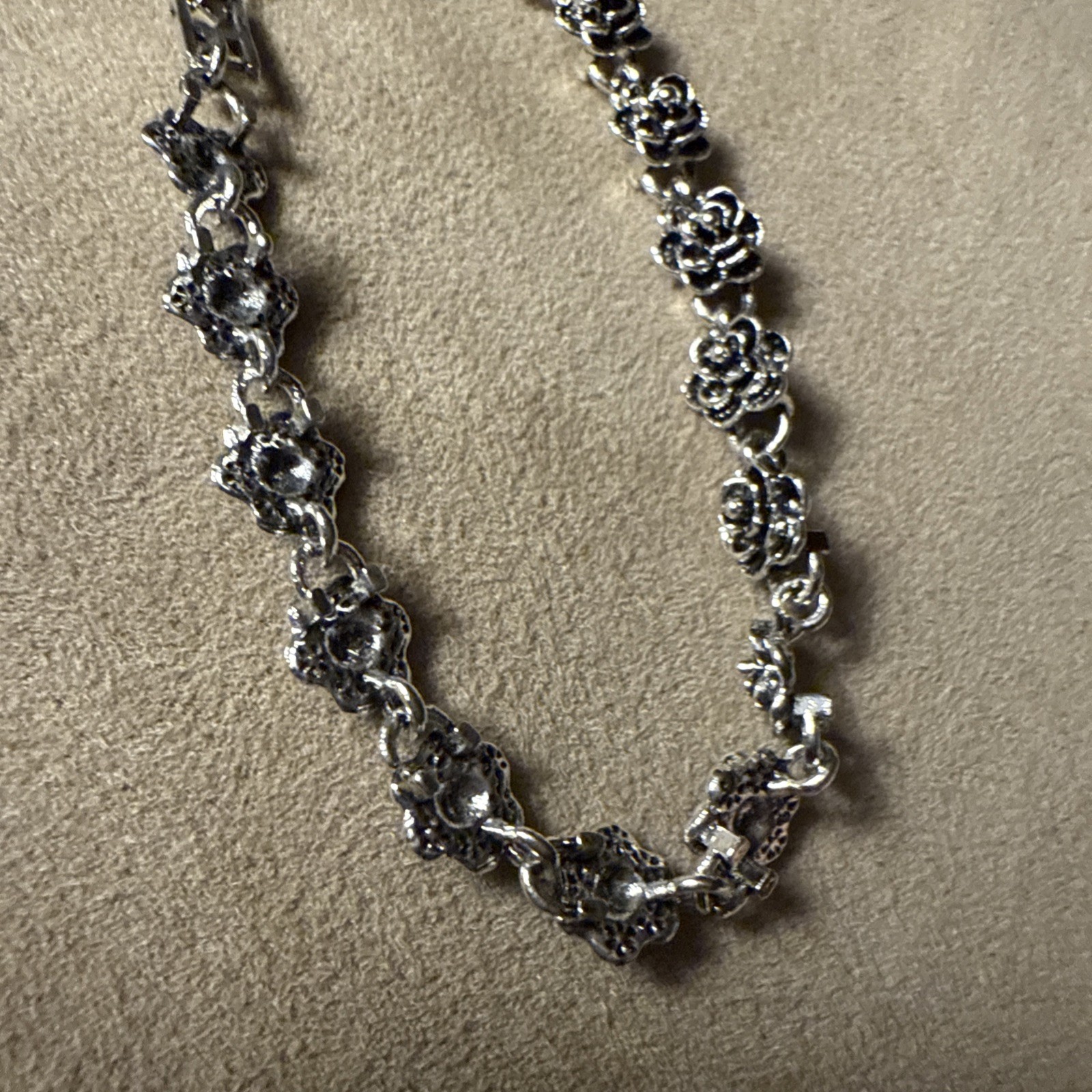 Distressed Looking With A Sweet And Delicate Silver Roses Look 7” Bracelet