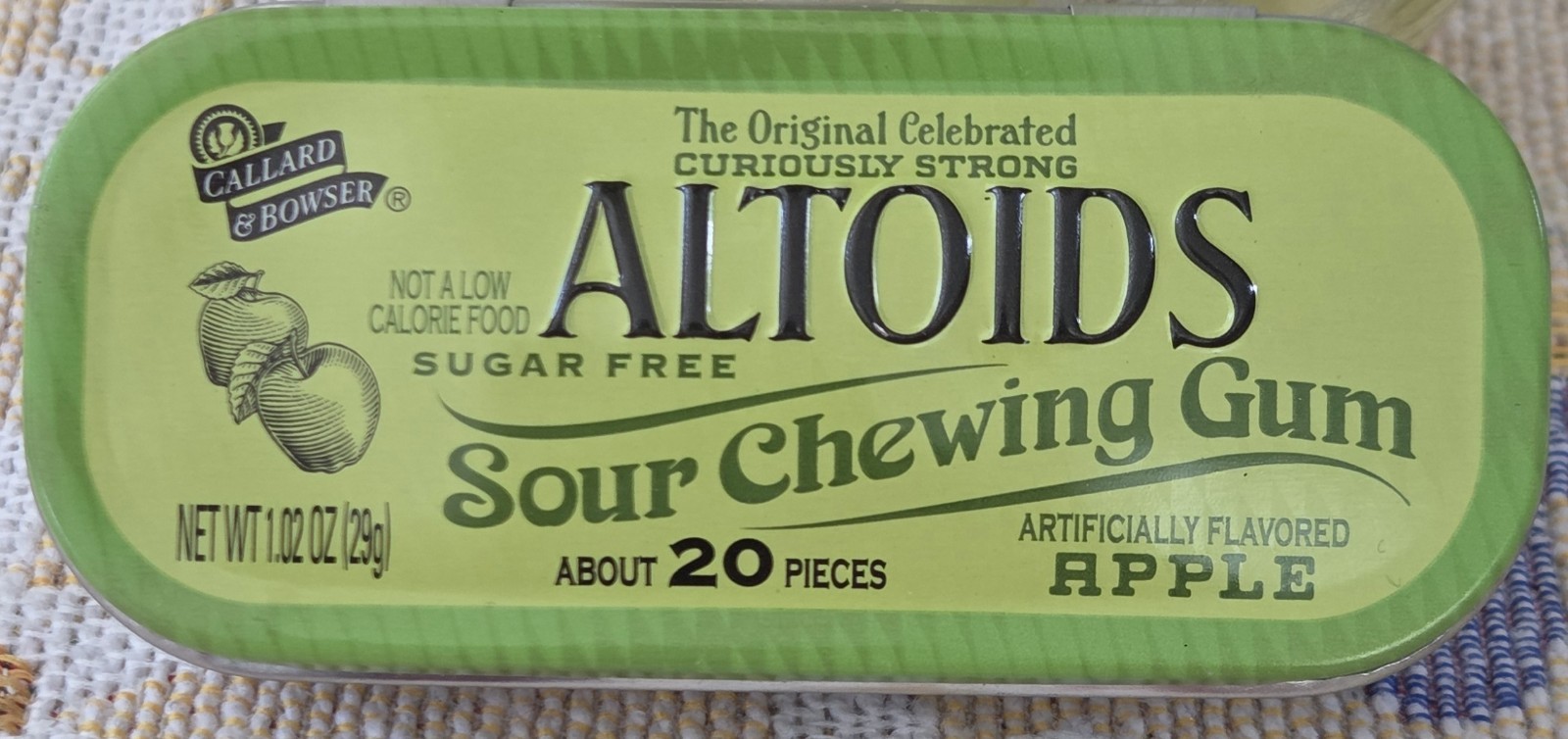  Rare Altoids Sour Chewing Apple Gum (EMPTY TIN) Collectible