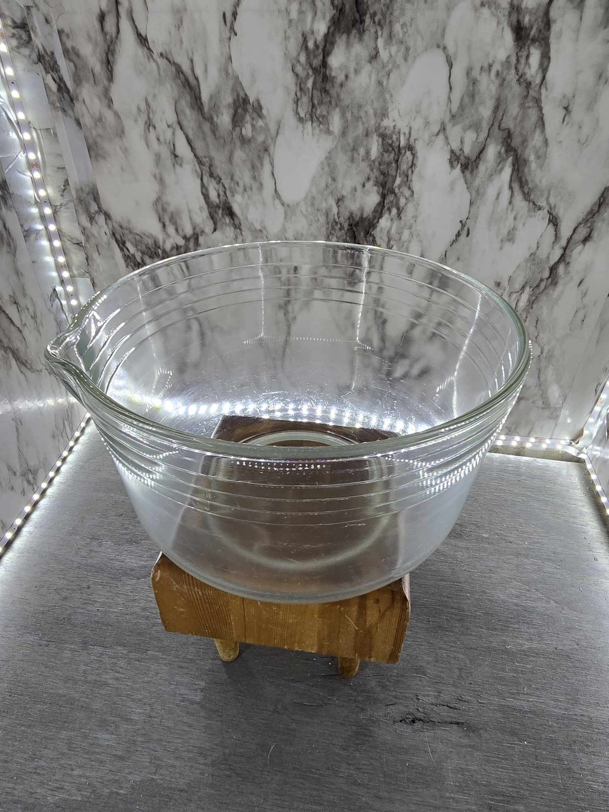 1920's Antique Depression Glass Ribbed Clear Mixing Bowl with Spout