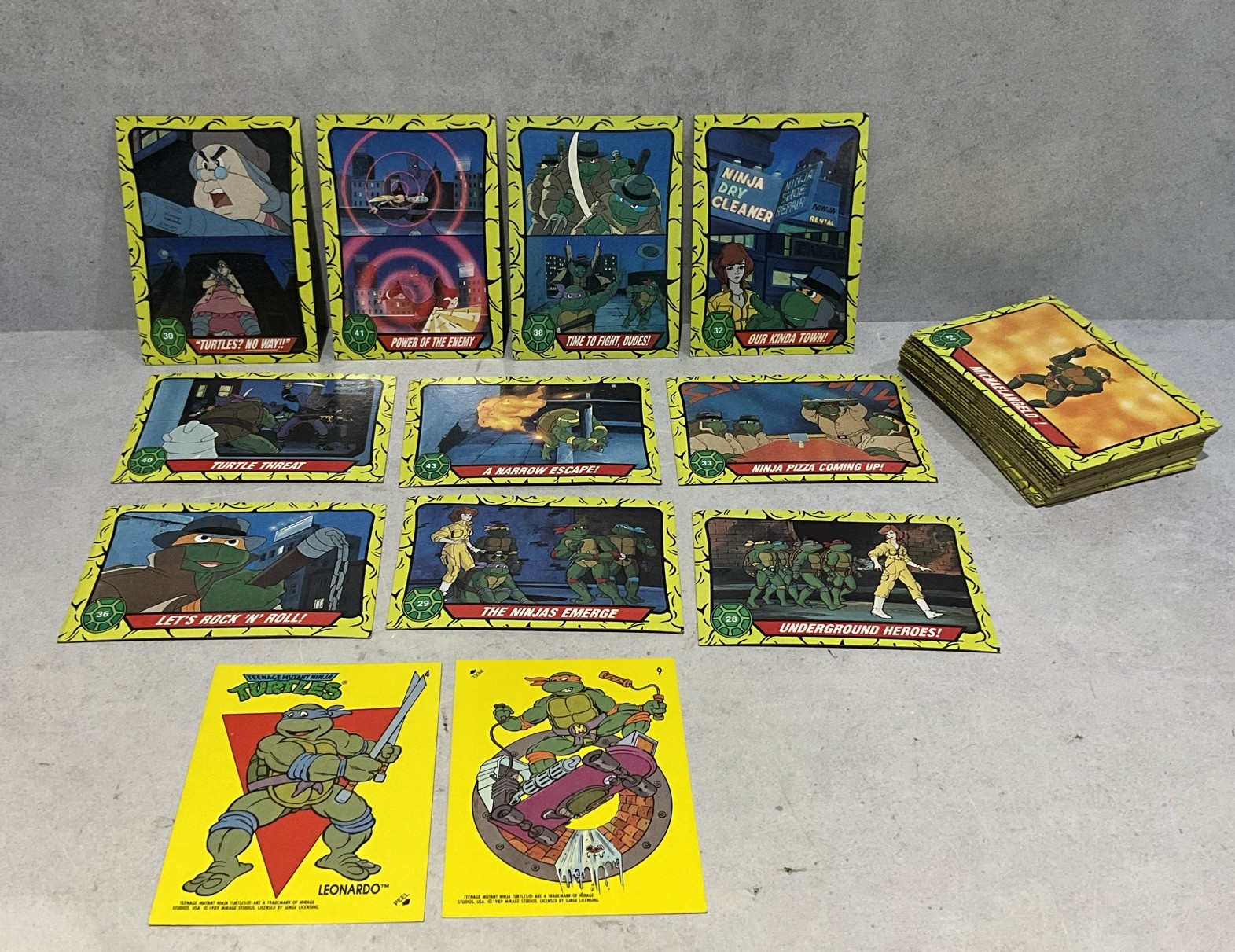 Vintage 1989 Topps TMNT Teenage Mutant Ninja Turtles Lot 52 Cards & 2 Stickers