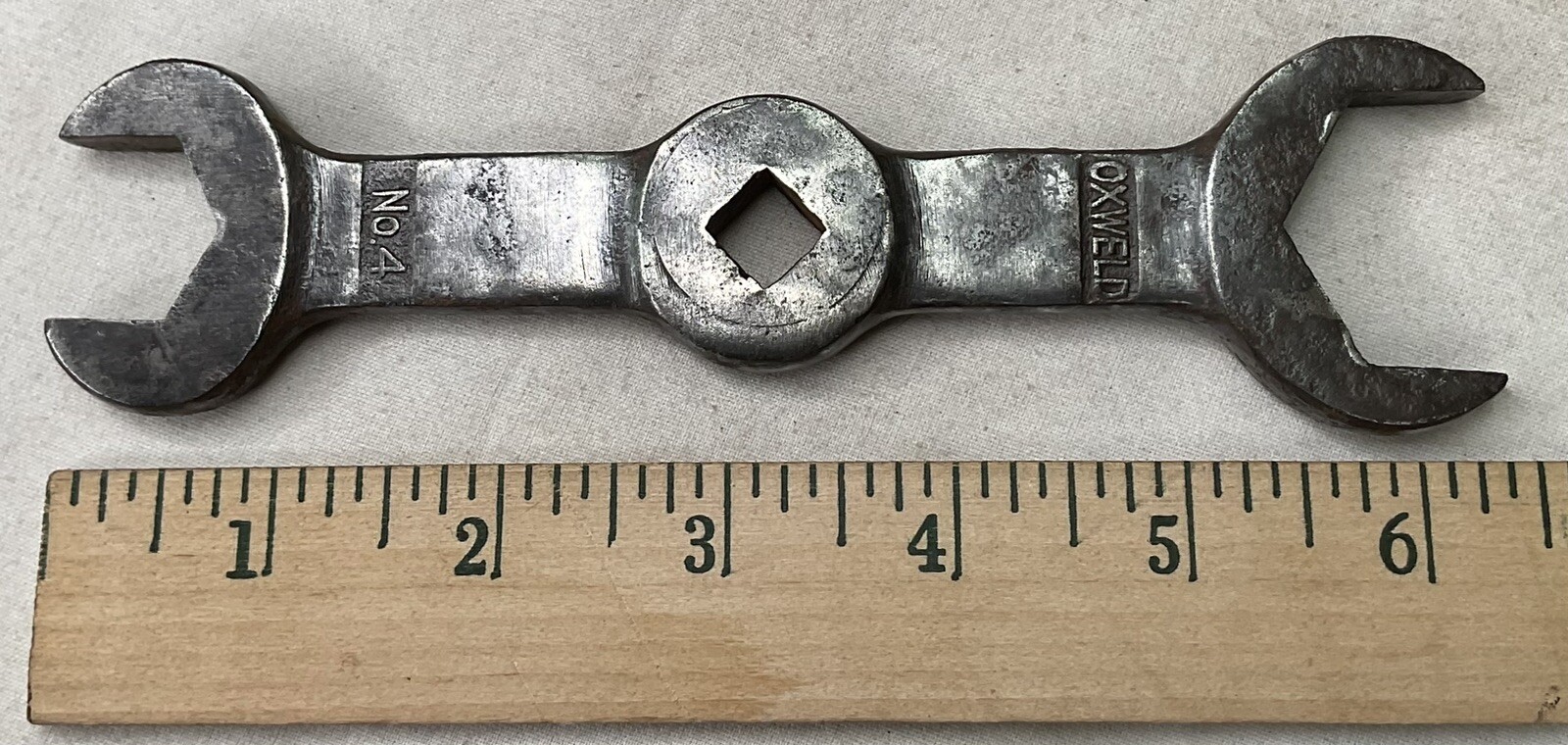 Oxweld Acetylene Co. 13/16” x 1-1/4\