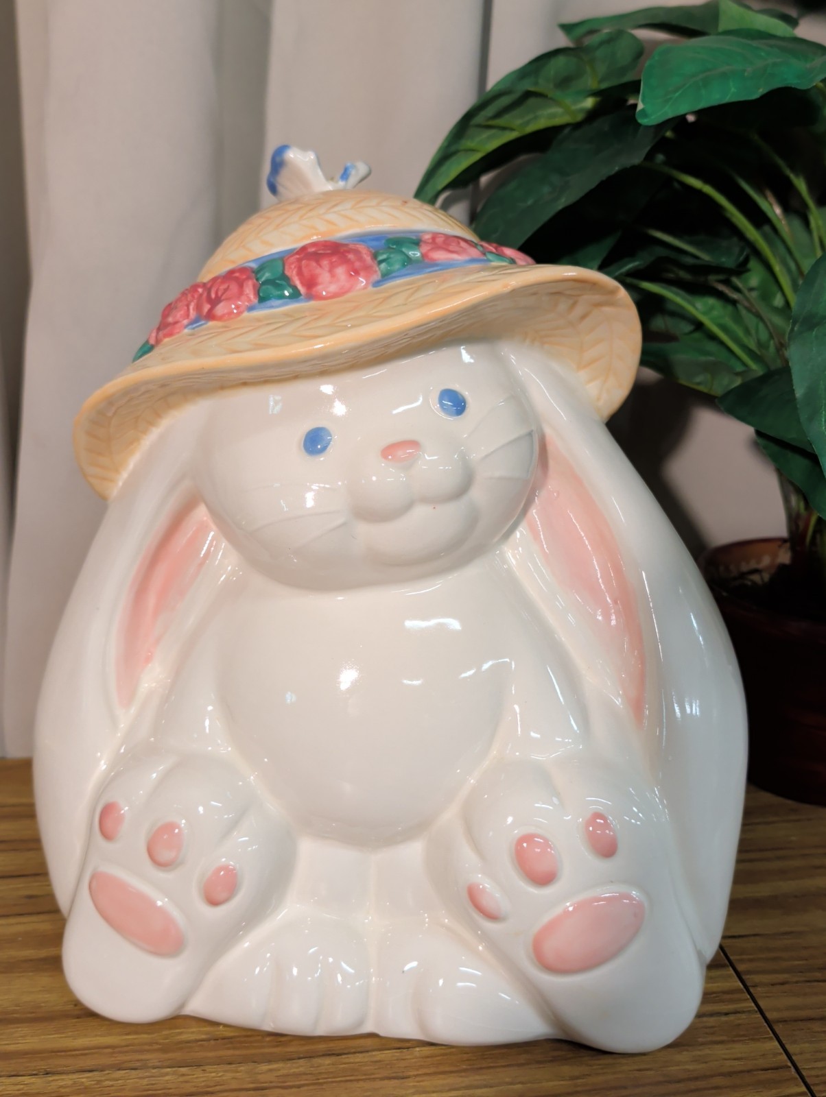 Vintage Cookie Jar Cottage Bunny Rabbit Hat Treasure Craft Large 90's Kitchen