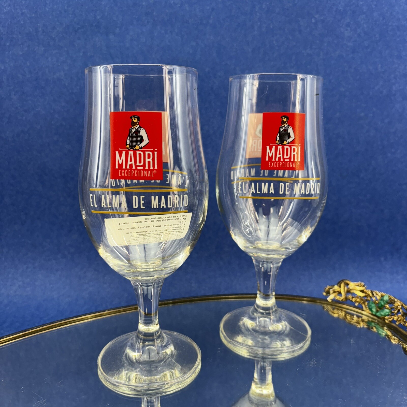 New Madri Pint Glasses Pair Of Logo Breweriana Stemmed Beer Glasses Promo Madrid
