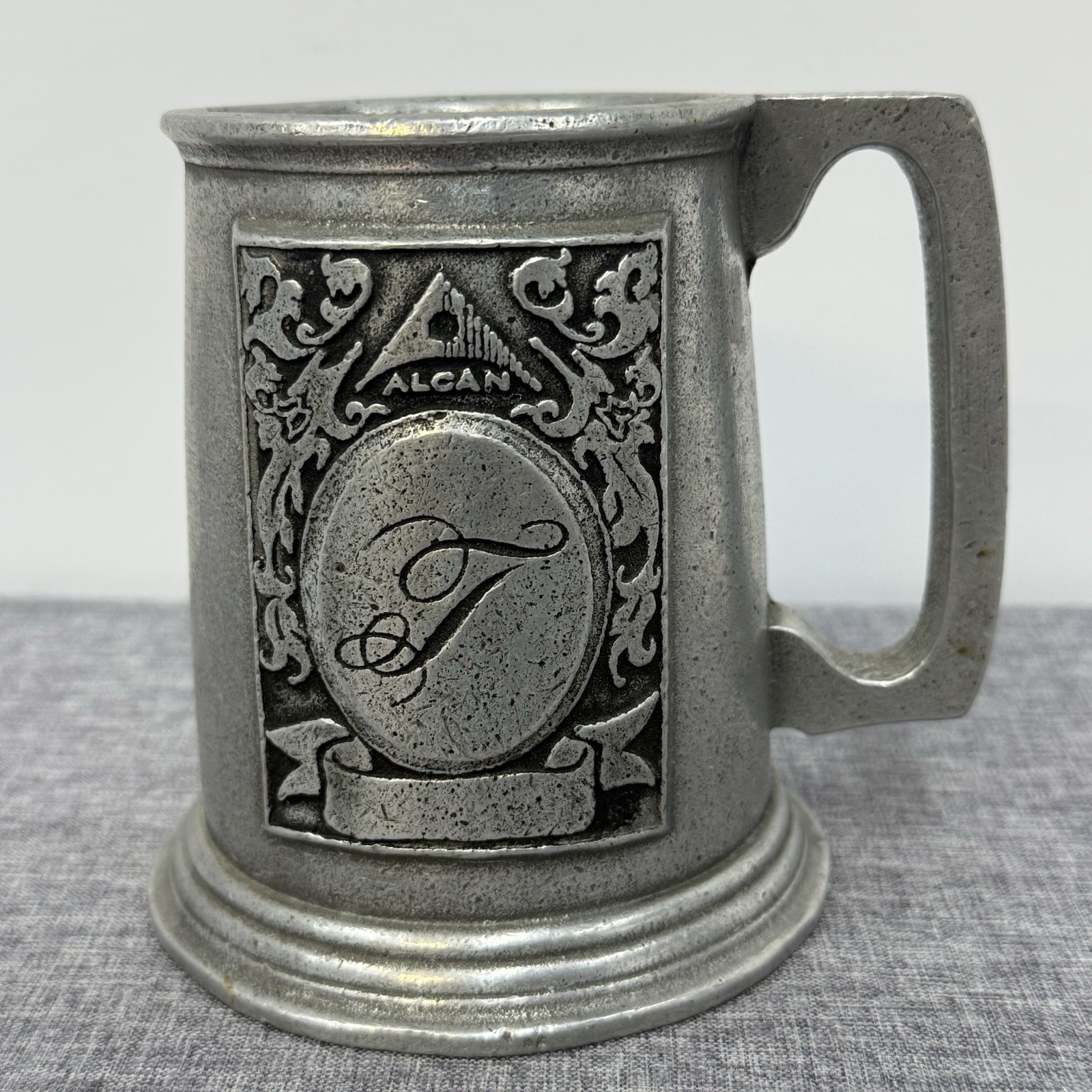 Vintage Wilton Armetale Alcan Pewter Tankard Mug Initial T Scroll Barware