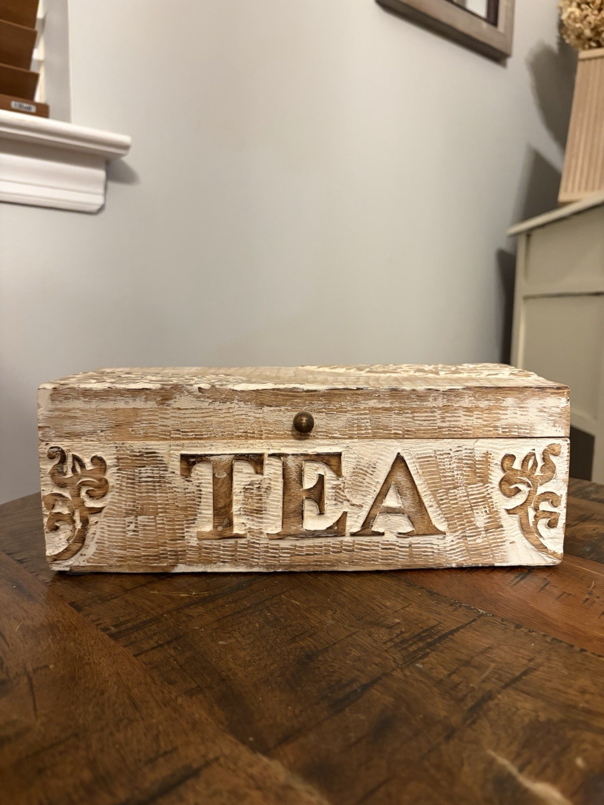 Distressed Wooden Tea Caddy 10x4x3.5 Inches