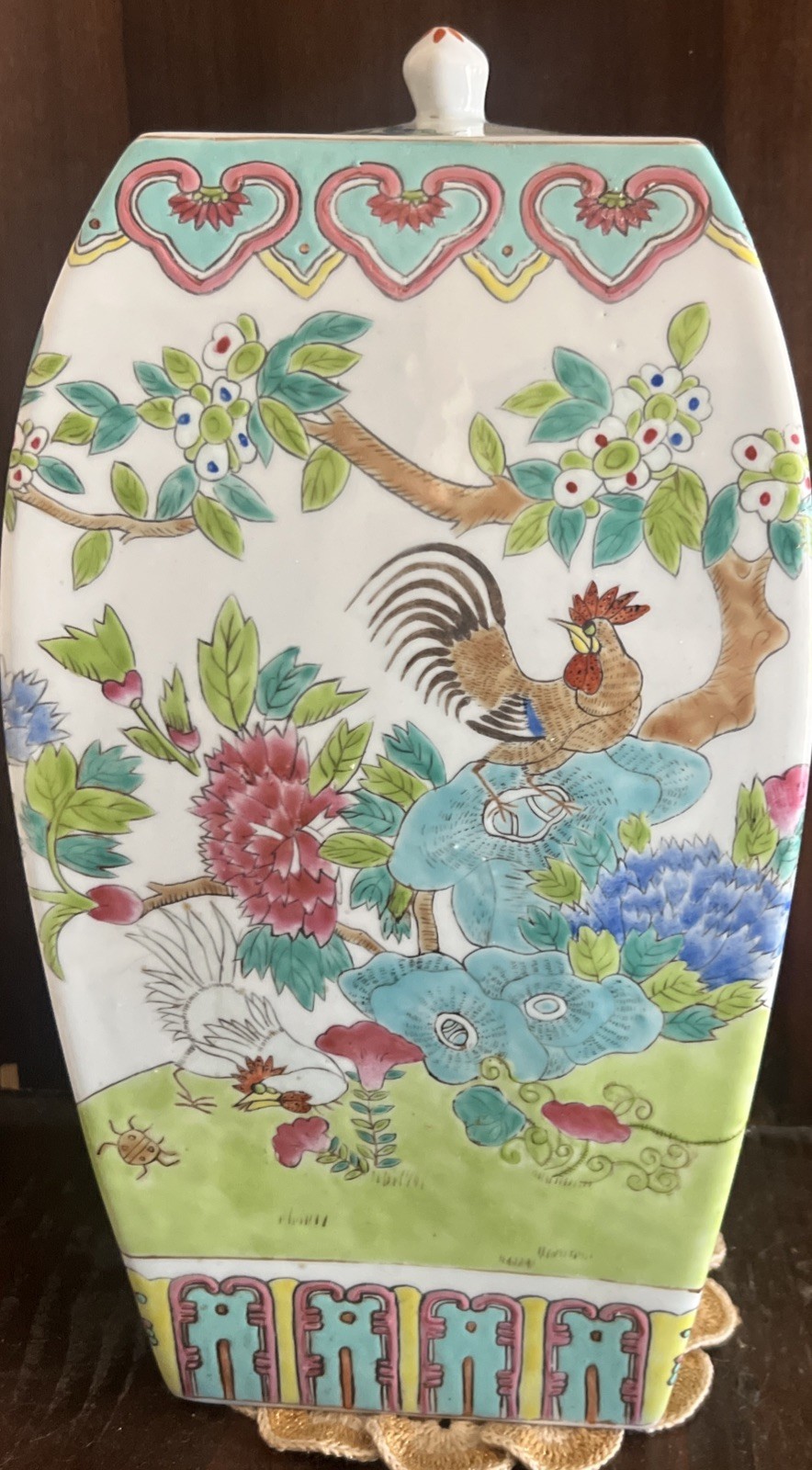 BeautifulAntique Chinese Da Qing Tongzhi Ceramic Lidded Vase Roosters