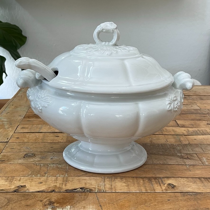 Vintage 1962 Red Cliff Ironstone White Soup Tureen Grape Motif Ladle Wedding
