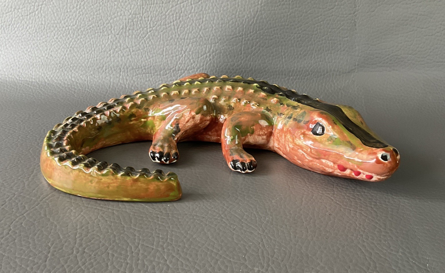 Vintage Alligator Gator Pottry Folk Art beautiful piece excellent condition Vintage Alligator Gator Pottry Folk Art beautiful piece excellent condition